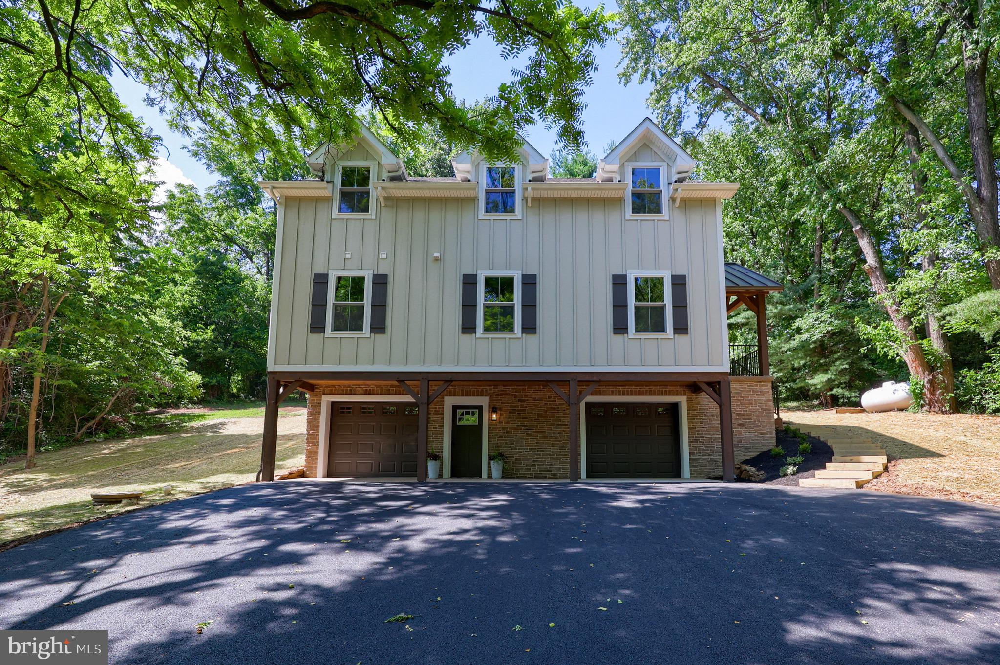 1414 AMOSITE ROAD