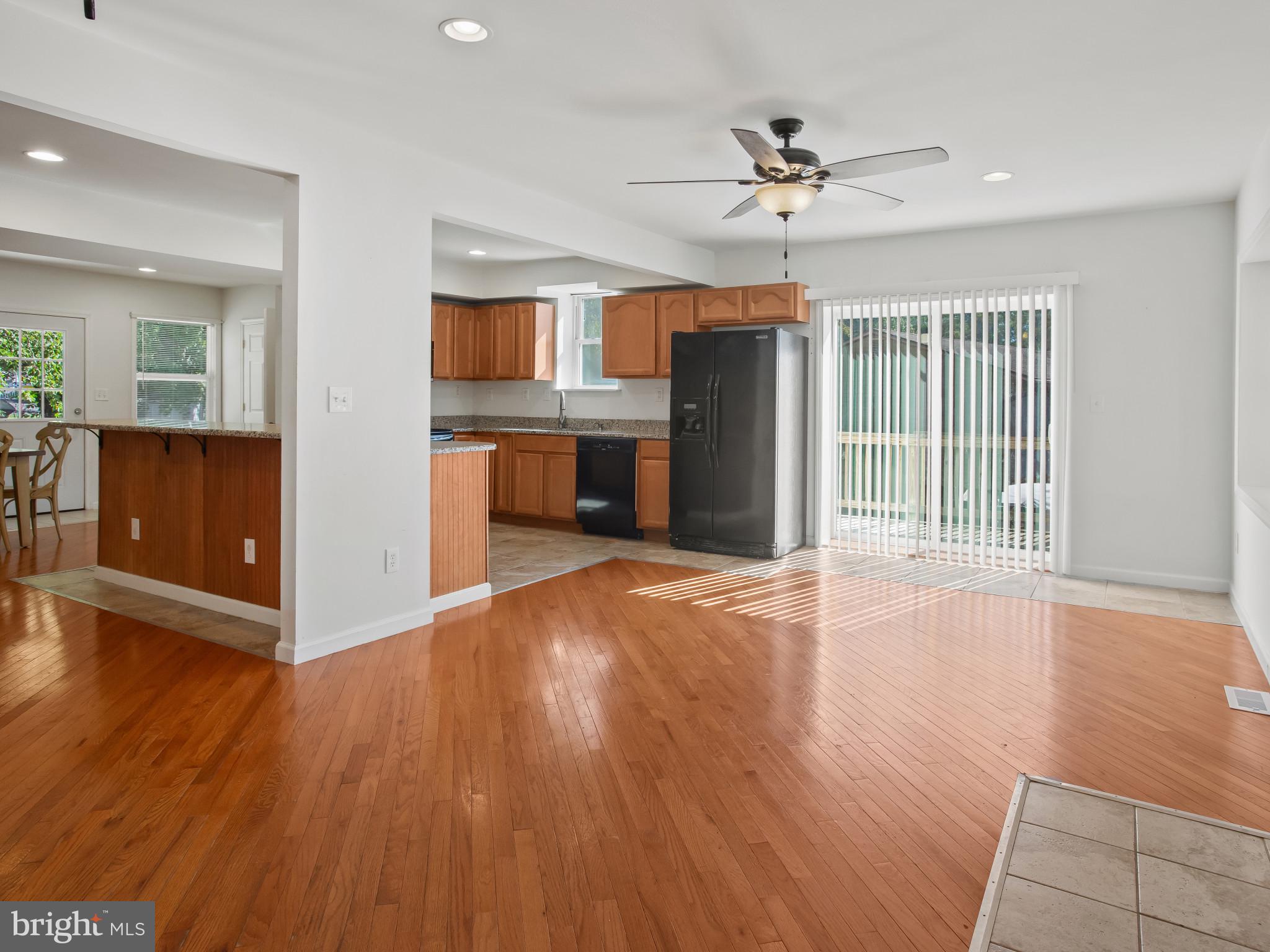7673 BERRY DRIVE