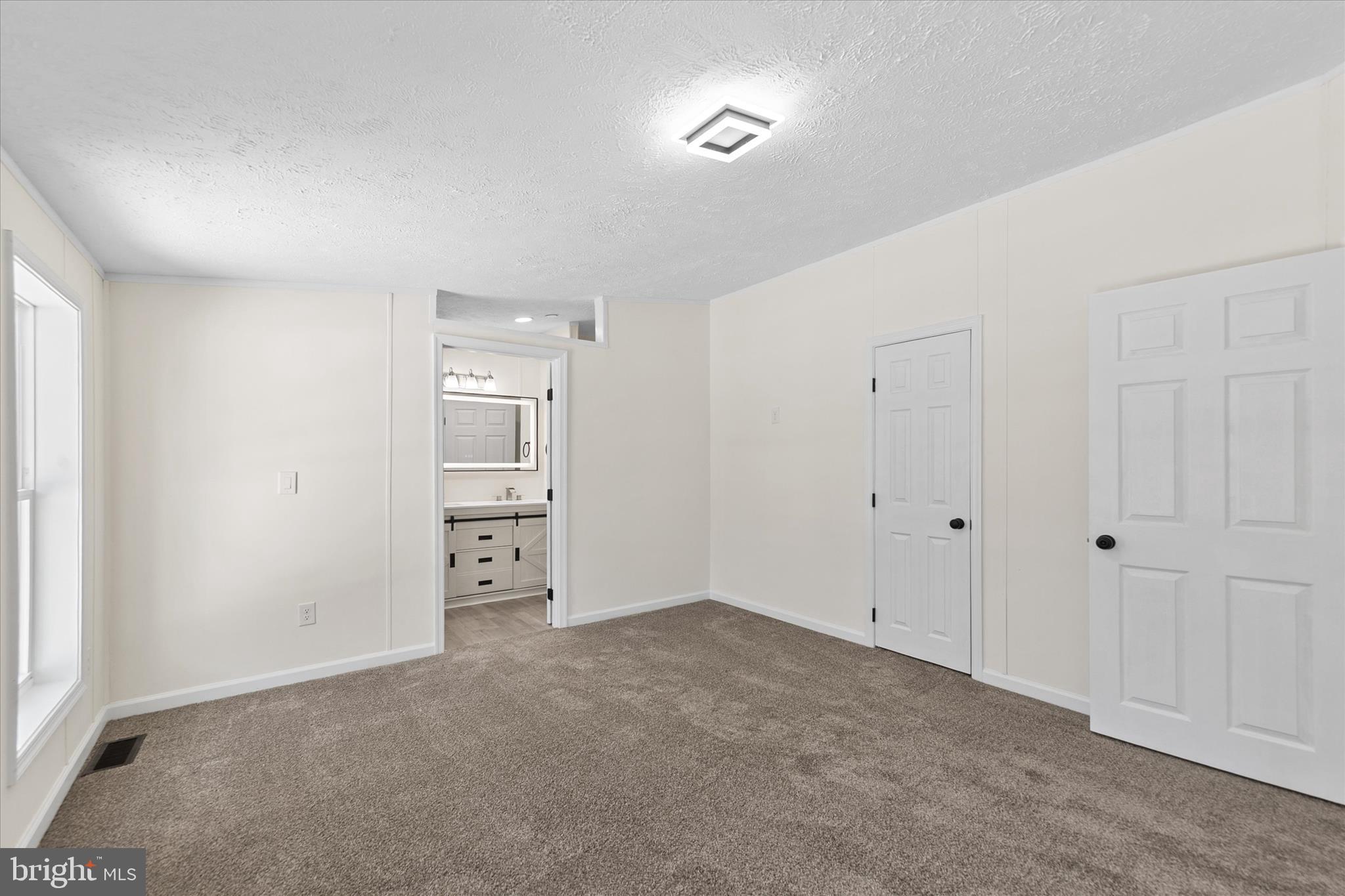 ORCHARD MANOR - Residential