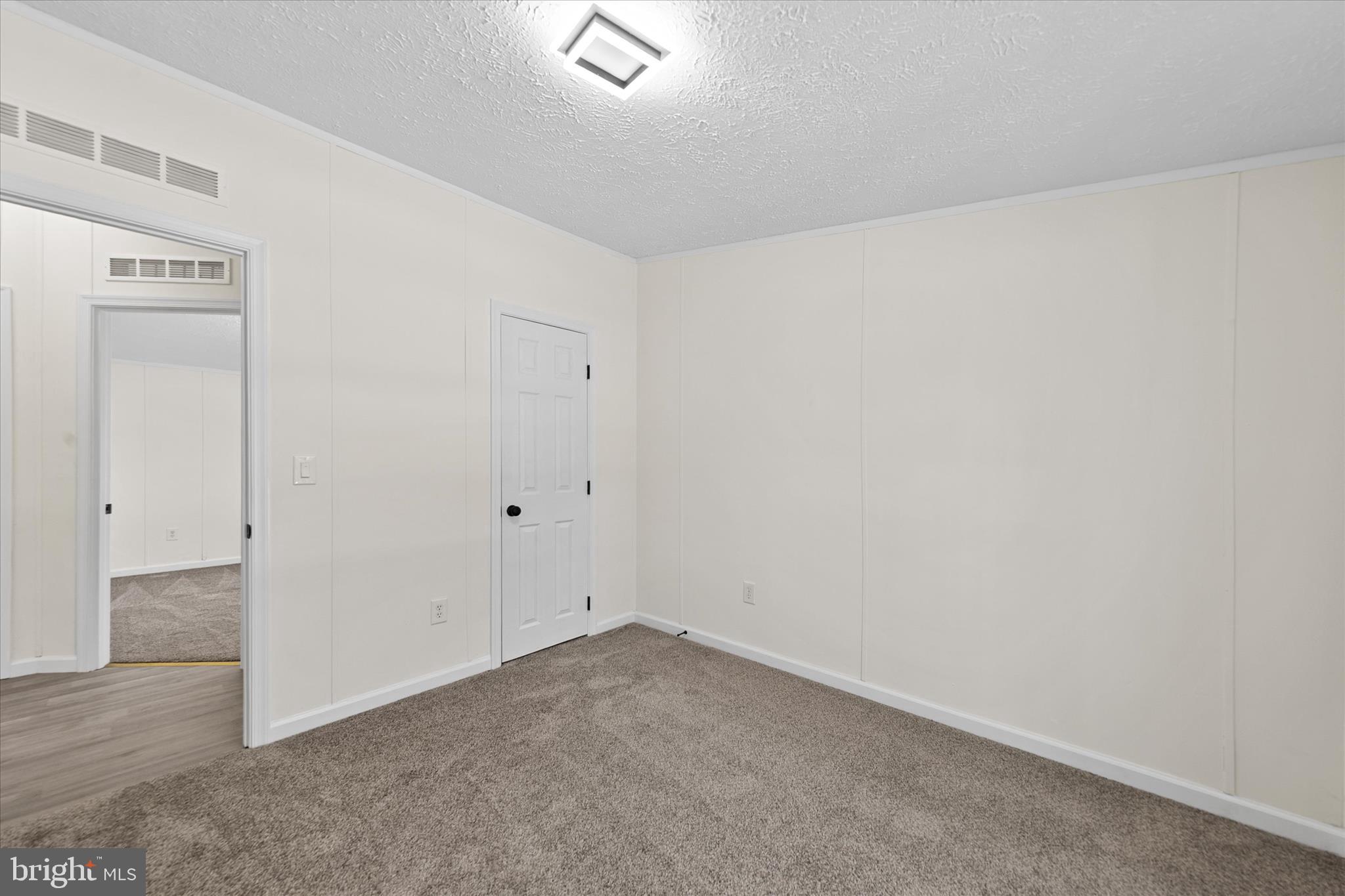 ORCHARD MANOR - Residential