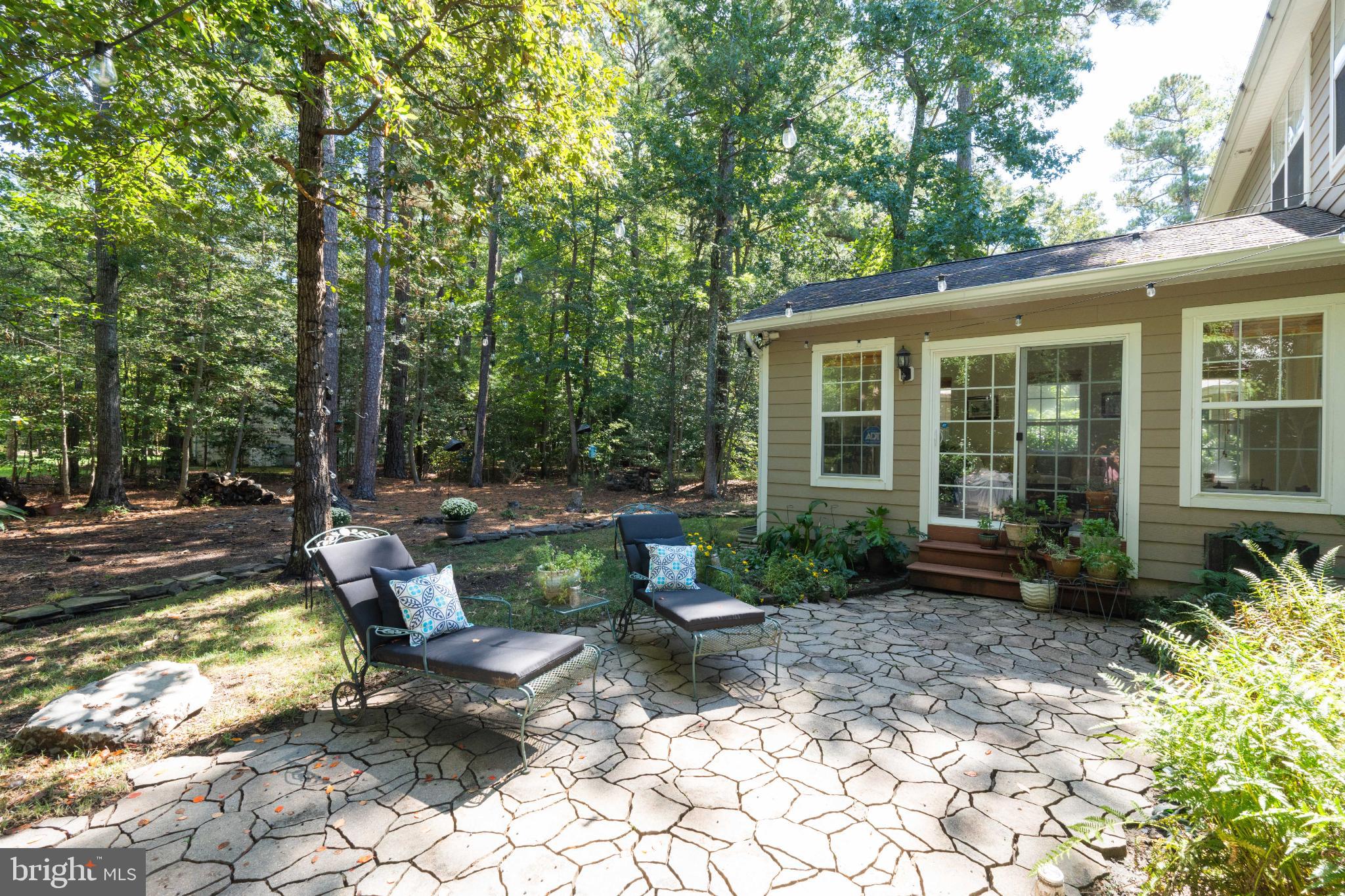 SWAN POINT - Residential Lease