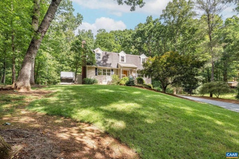 Photo of 125 Vincennes Rd, CHARLOTTESVILLE, VA 22911 (MLS # 678051)