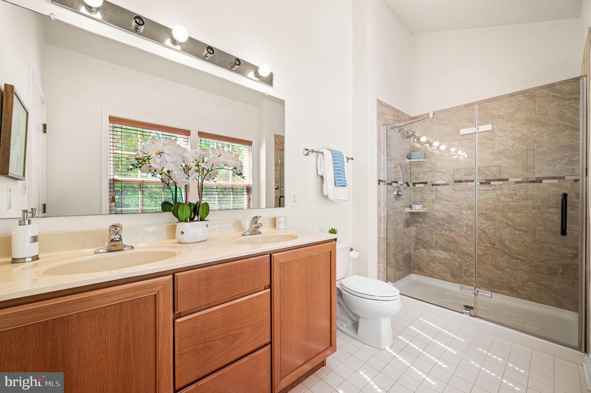 NORTHBROOK - Residential