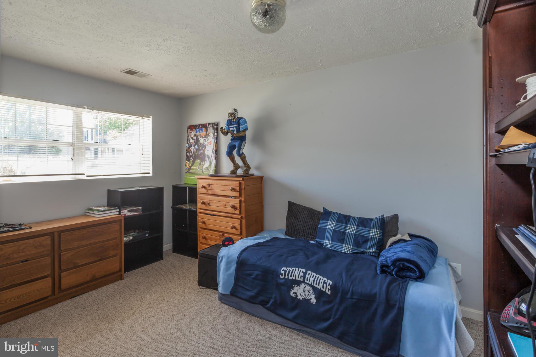 ASHBURN FARM - Residential