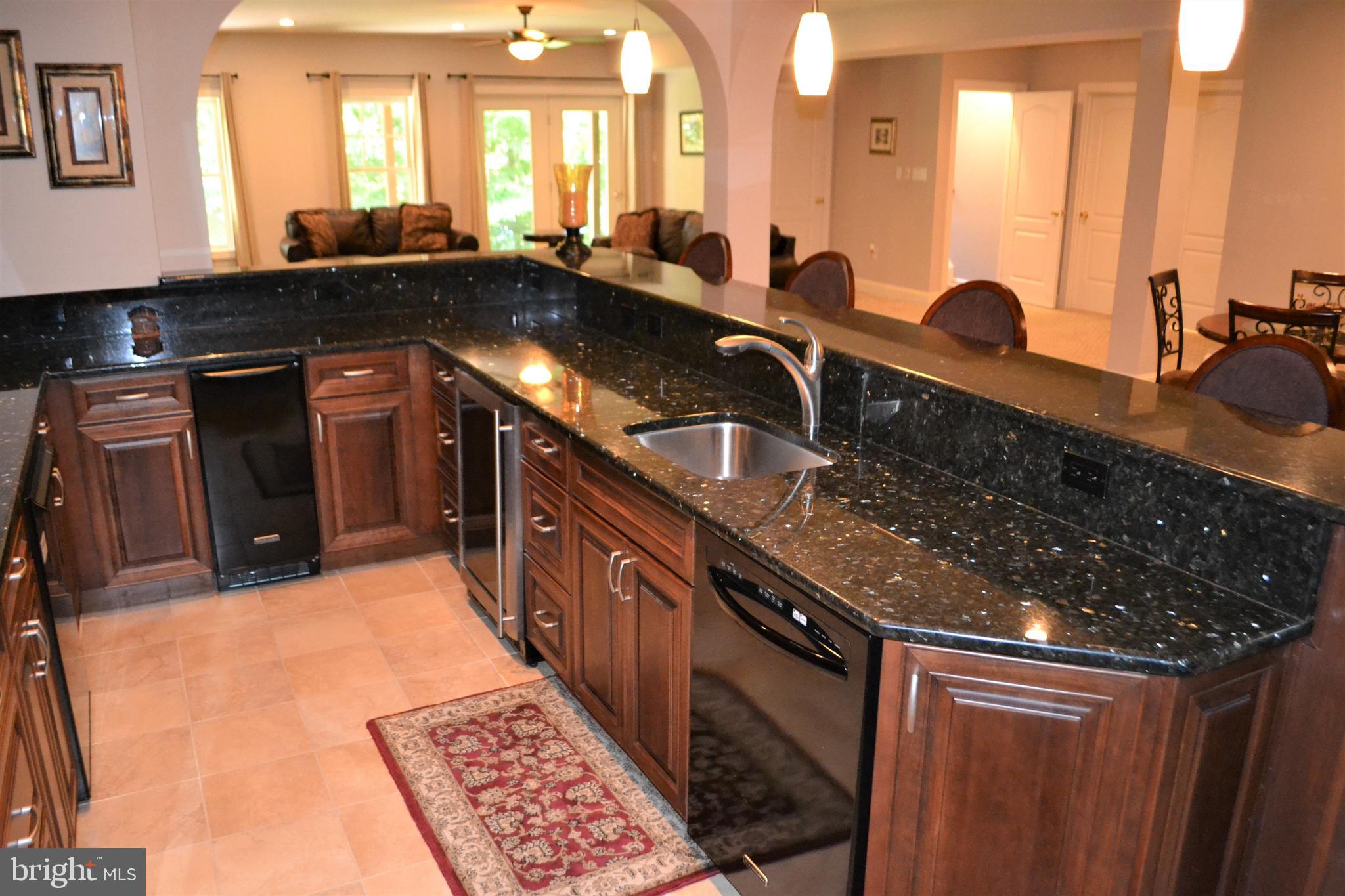 ESTATES AT ROSELAND - Residential