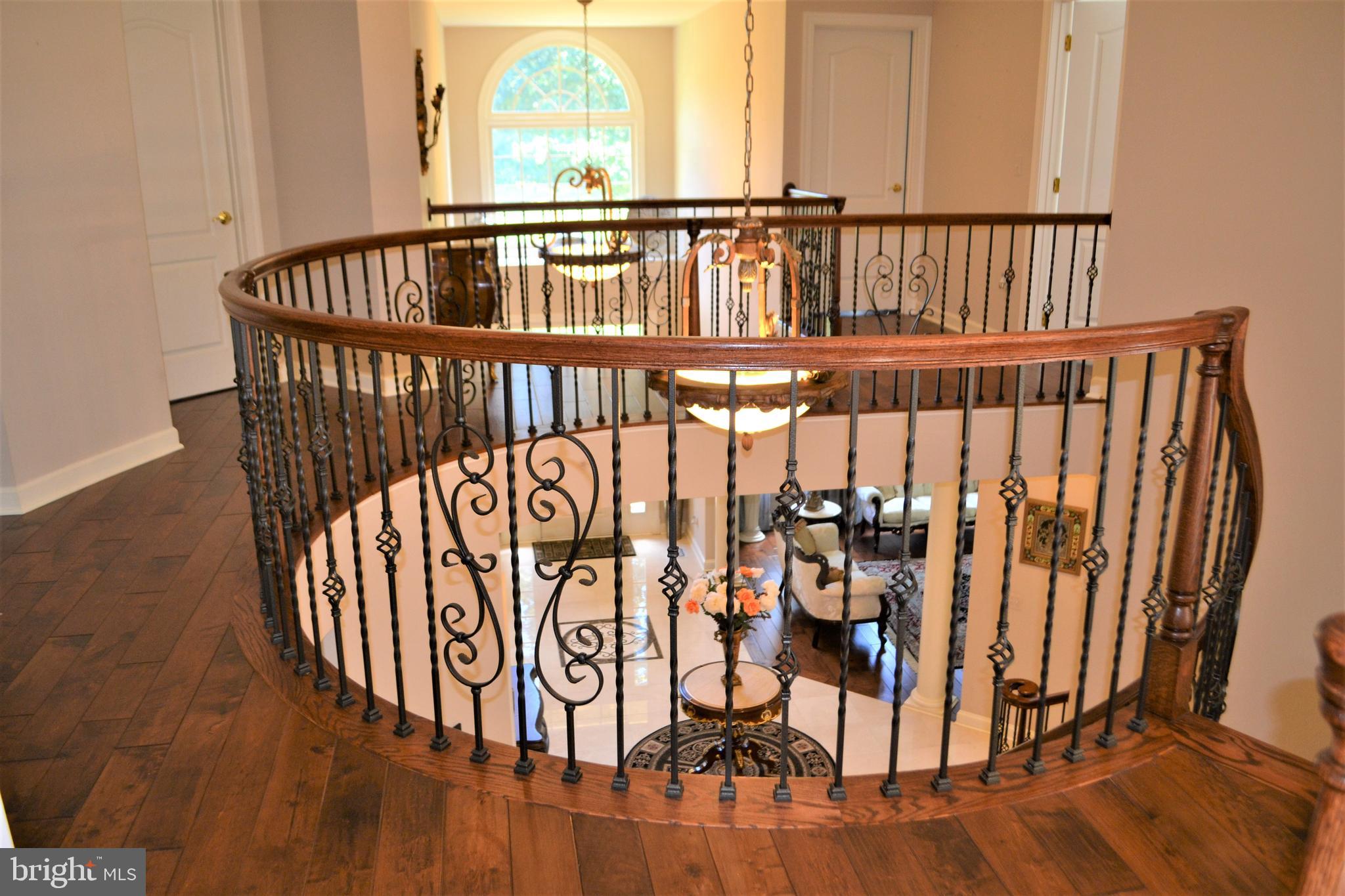 ESTATES AT ROSELAND - Residential