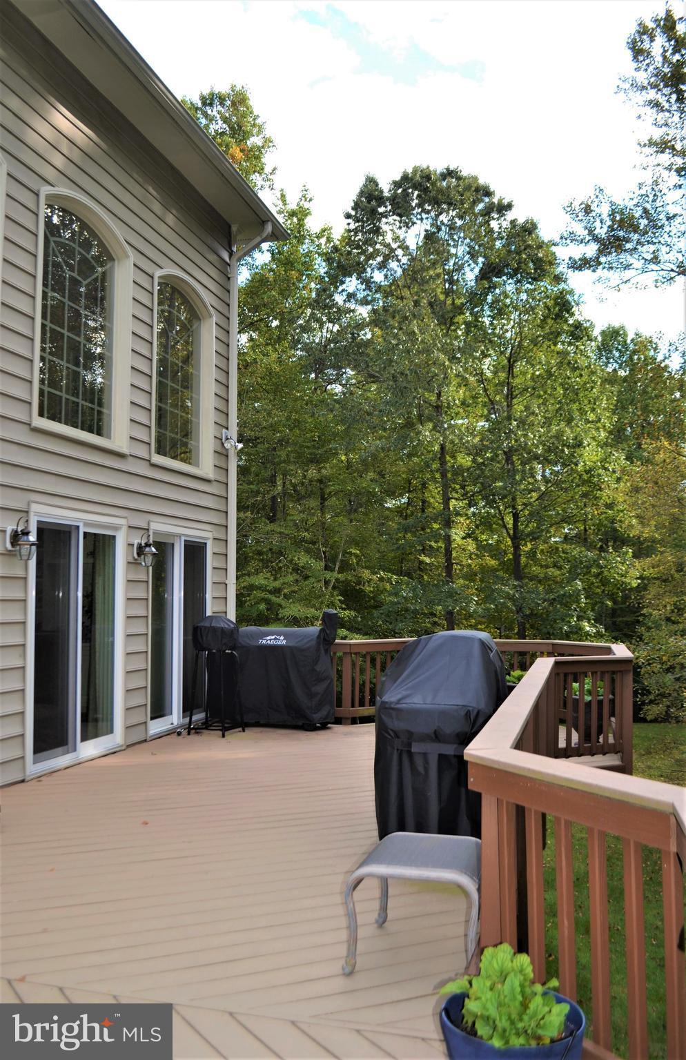 ESTATES AT ROSELAND - Residential