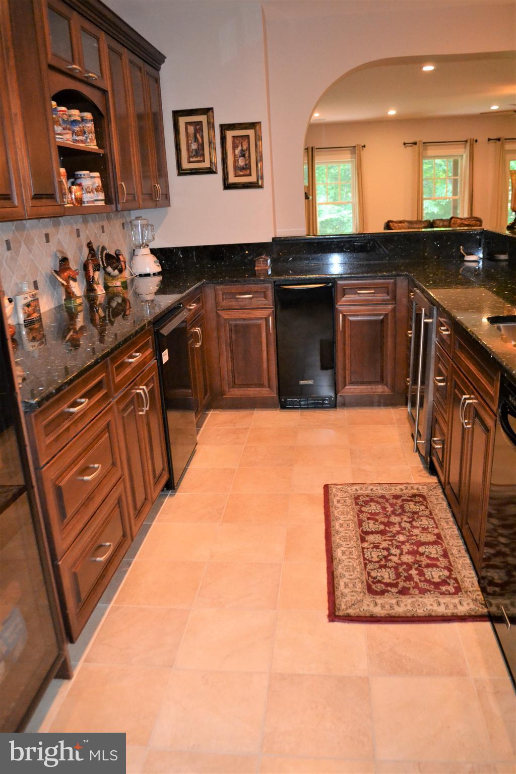 ESTATES AT ROSELAND - Residential