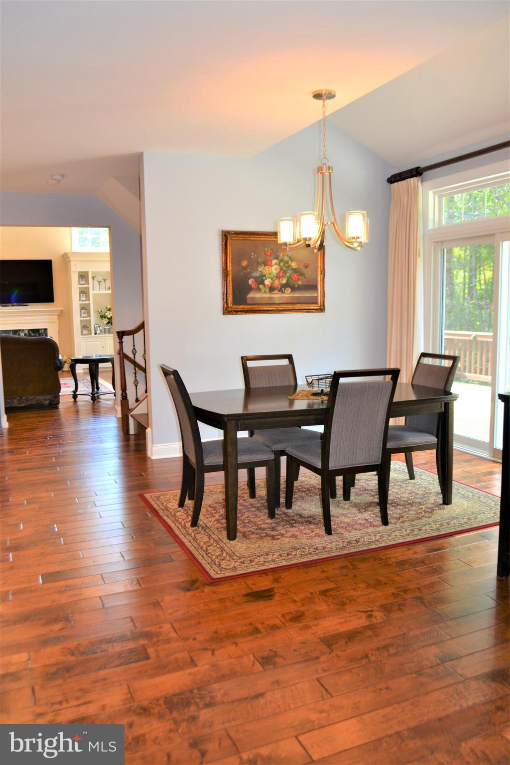 ESTATES AT ROSELAND - Residential