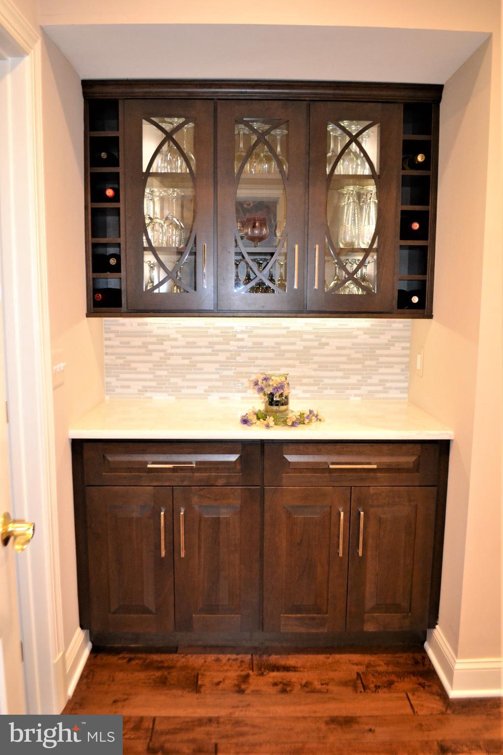 ESTATES AT ROSELAND - Residential