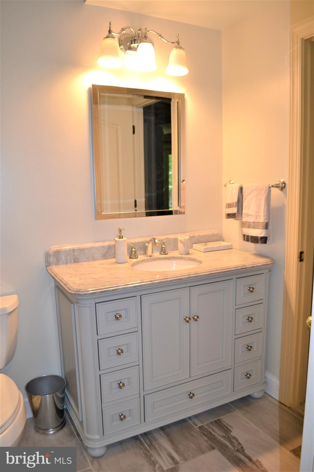 ESTATES AT ROSELAND - Residential