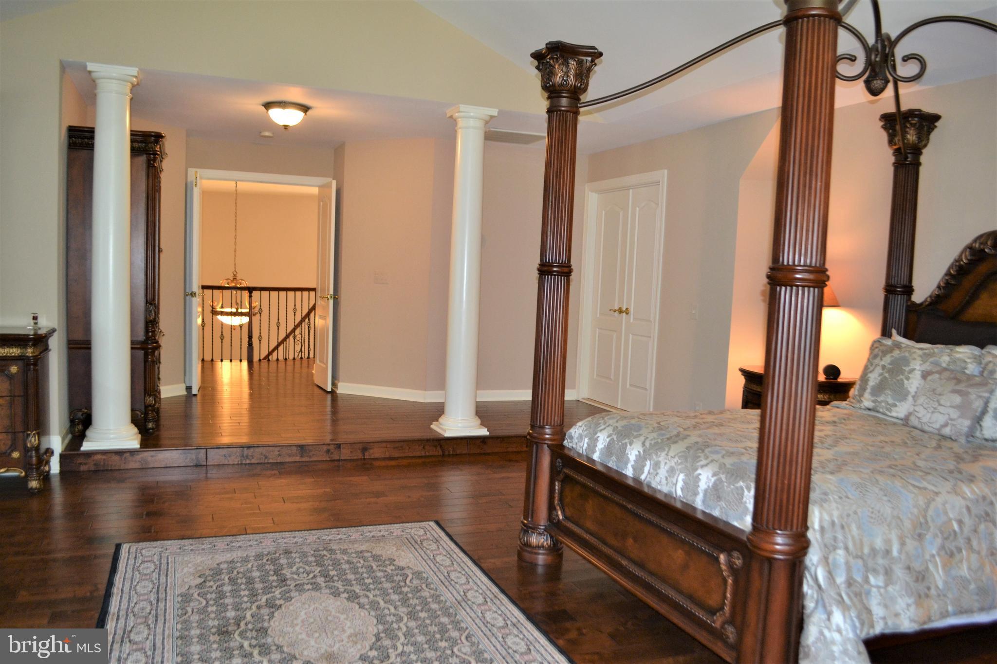 ESTATES AT ROSELAND - Residential