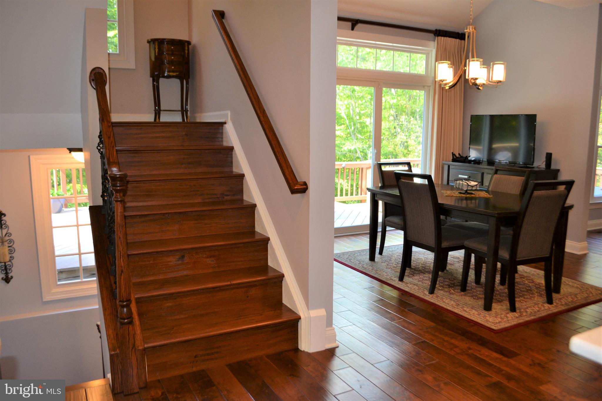 ESTATES AT ROSELAND - Residential