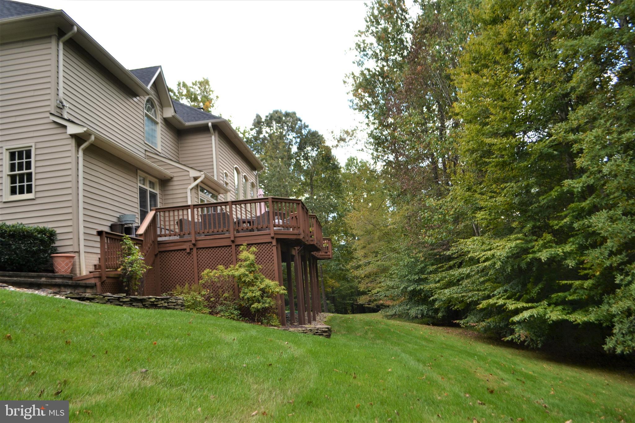 ESTATES AT ROSELAND - Residential