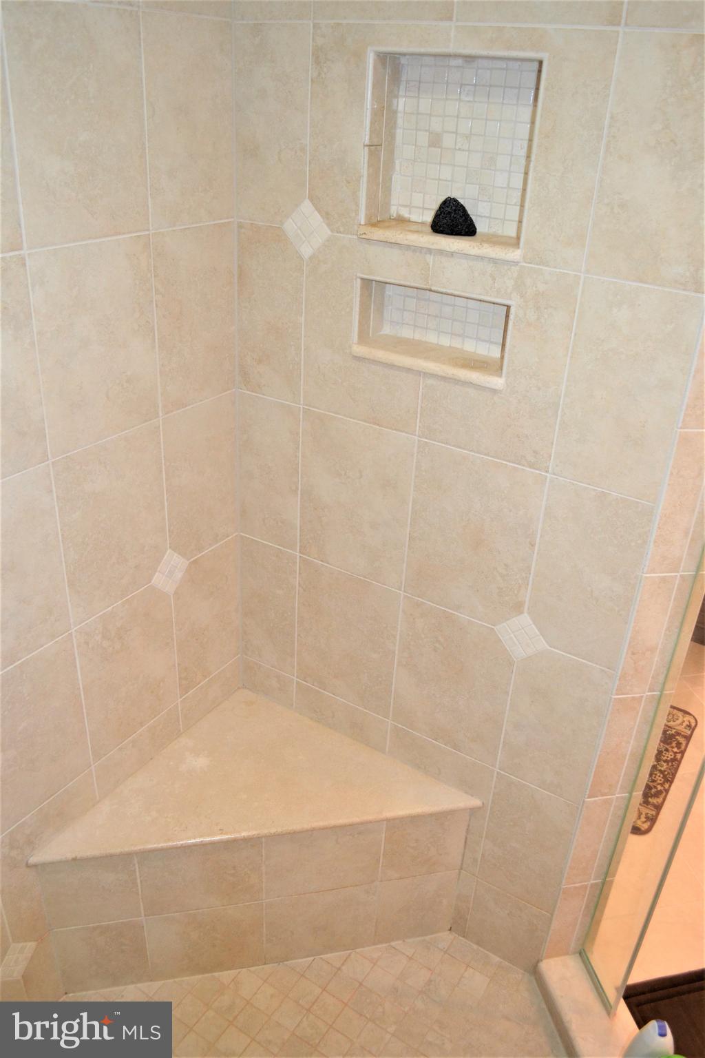 ESTATES AT ROSELAND - Residential