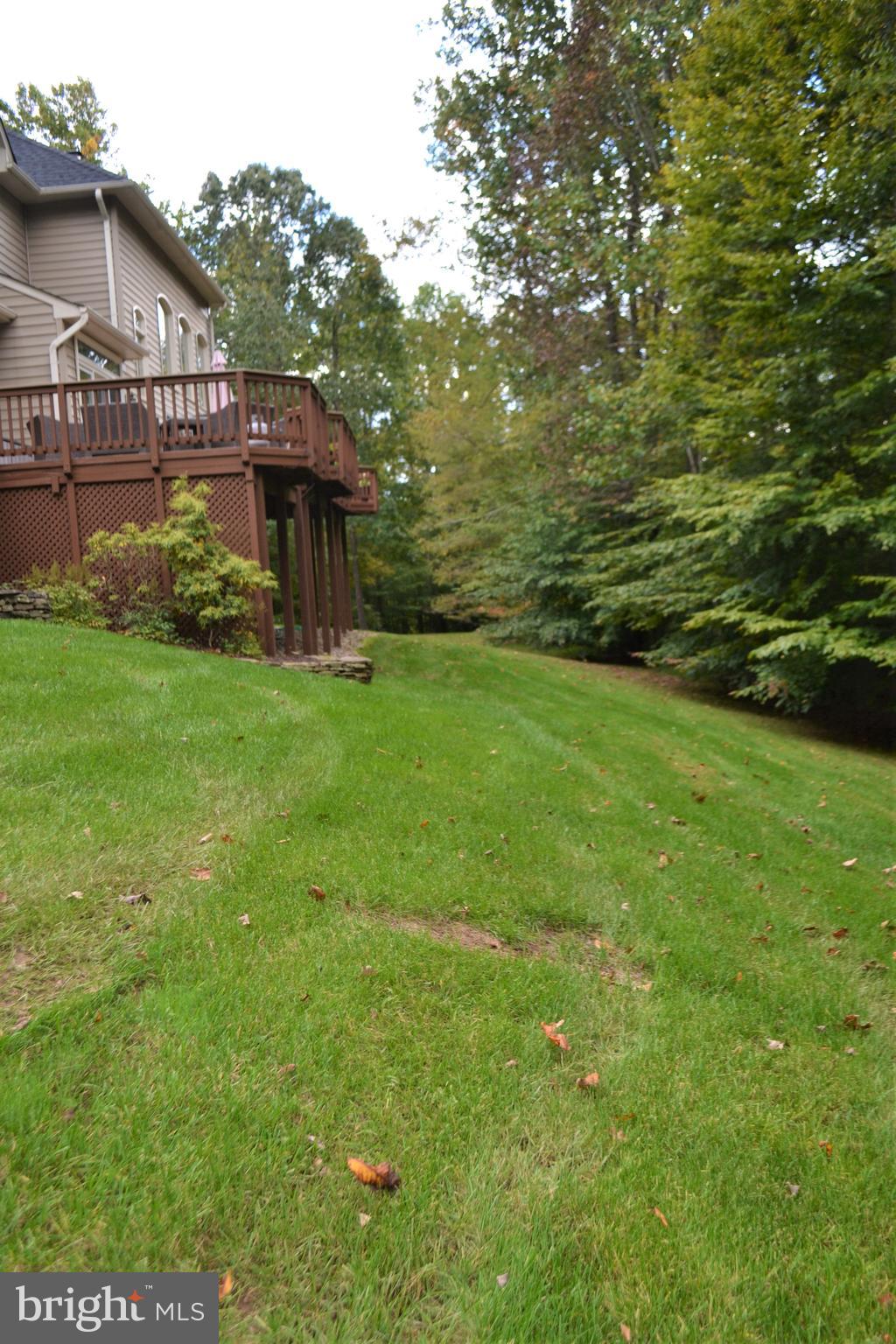 ESTATES AT ROSELAND - Residential