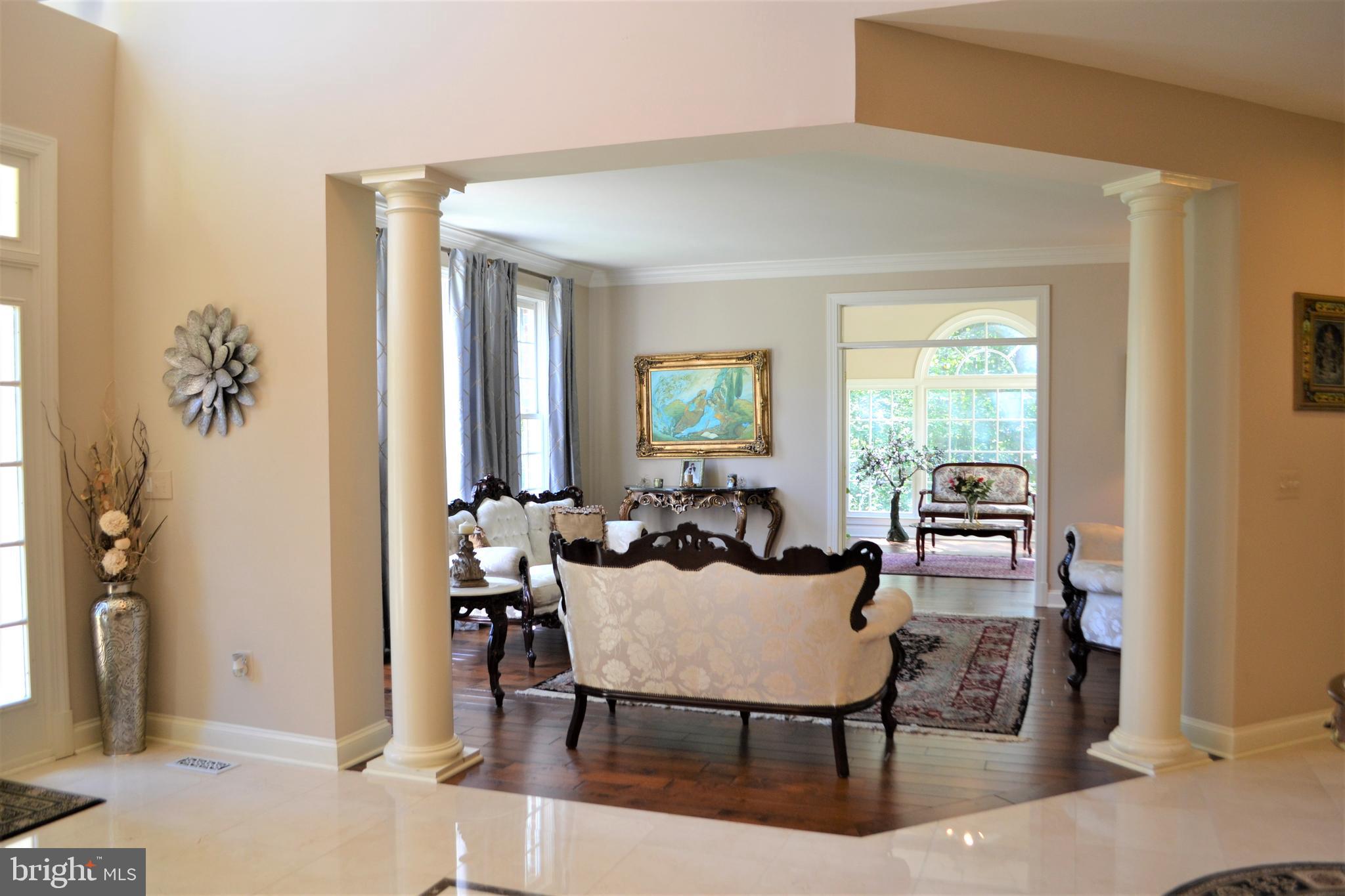 ESTATES AT ROSELAND - Residential