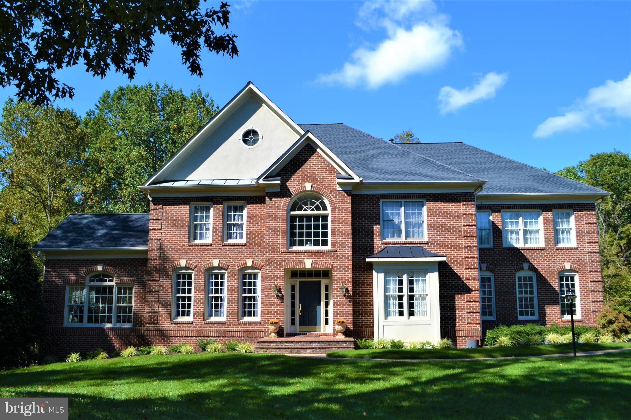 ESTATES AT ROSELAND - Residential