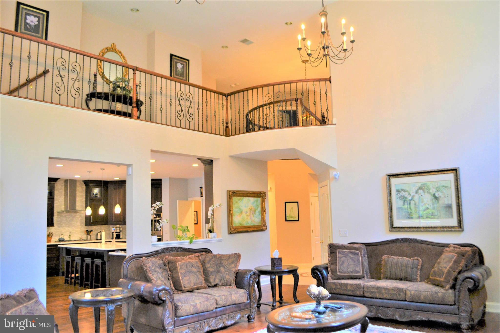 ESTATES AT ROSELAND - Residential