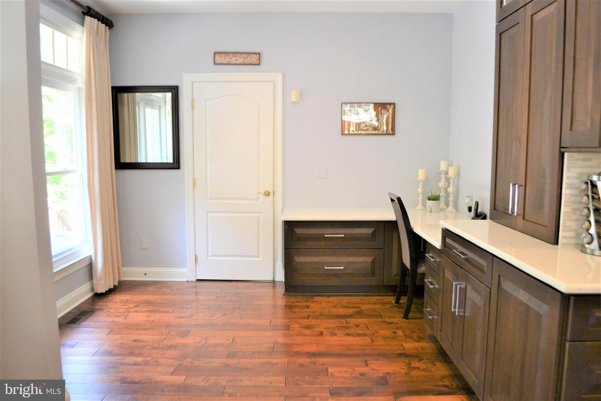 ESTATES AT ROSELAND - Residential