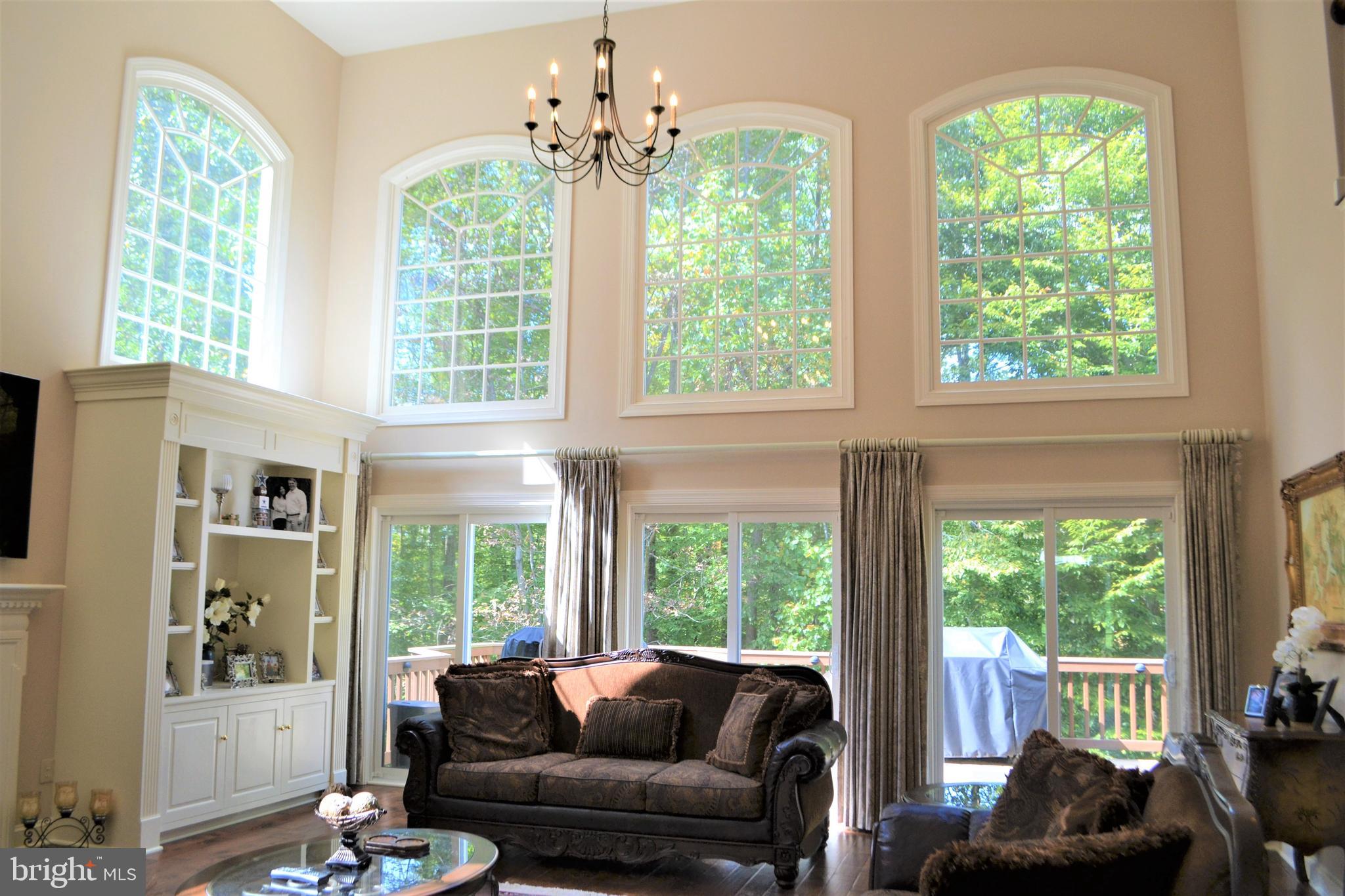 ESTATES AT ROSELAND - Residential