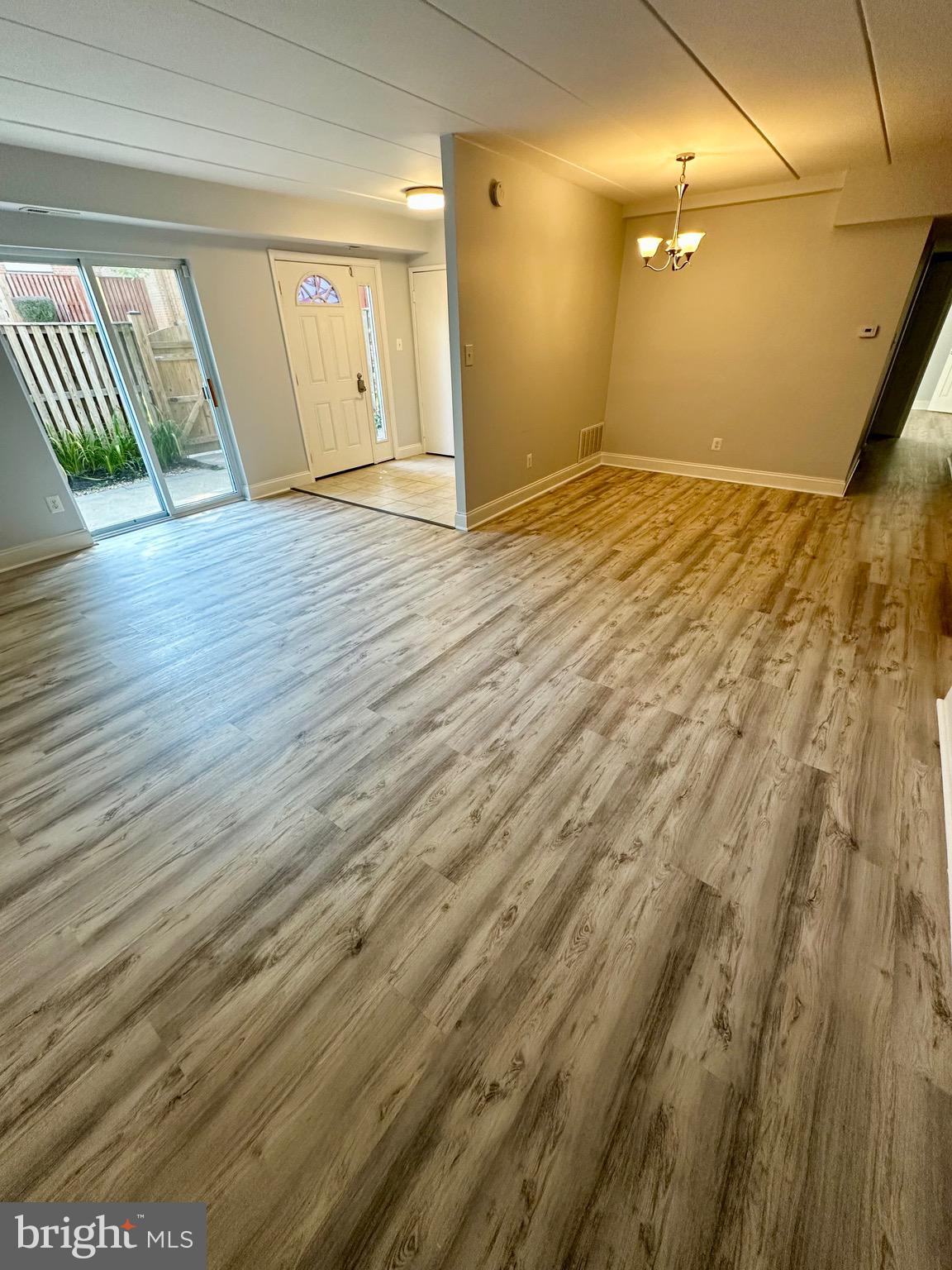 VILLAGE OF WILDE LAKE - Residential