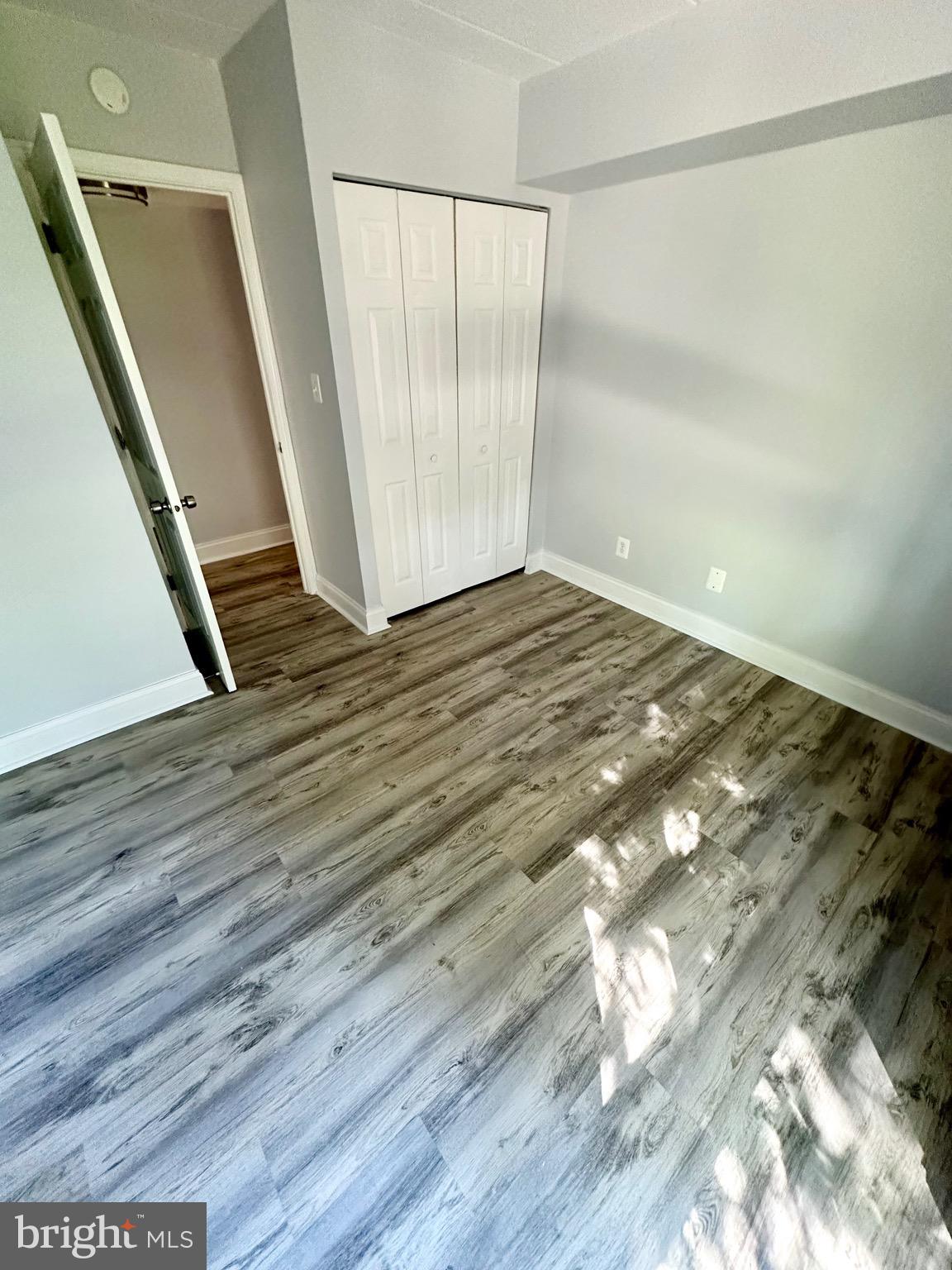 VILLAGE OF WILDE LAKE - Residential