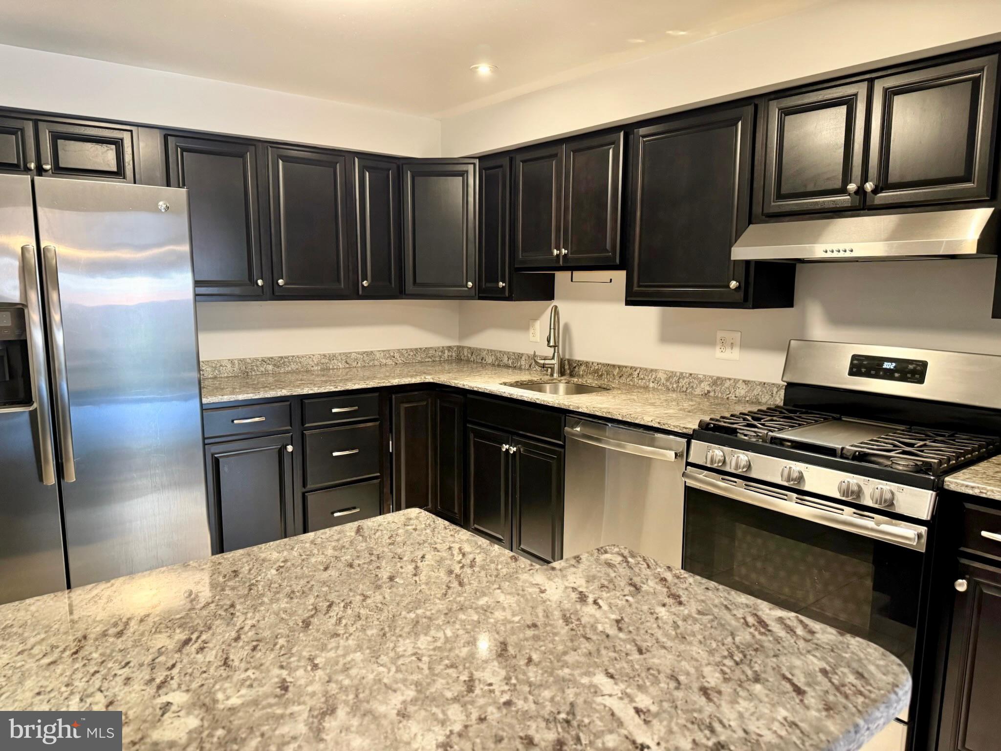 VILLAGE OF WILDE LAKE - Residential