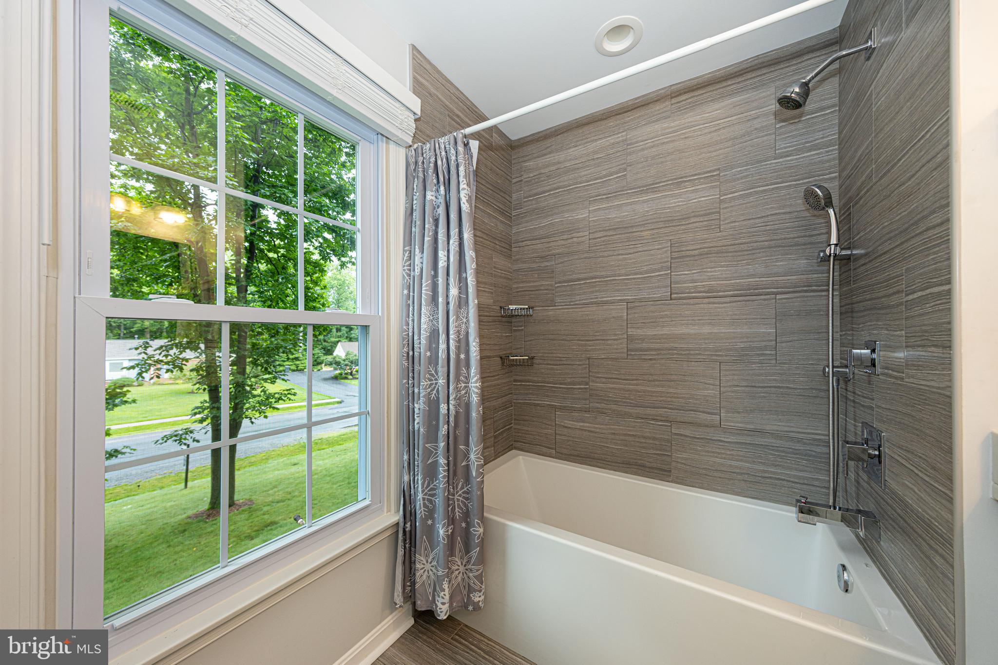 SOUTH RUN - Residential