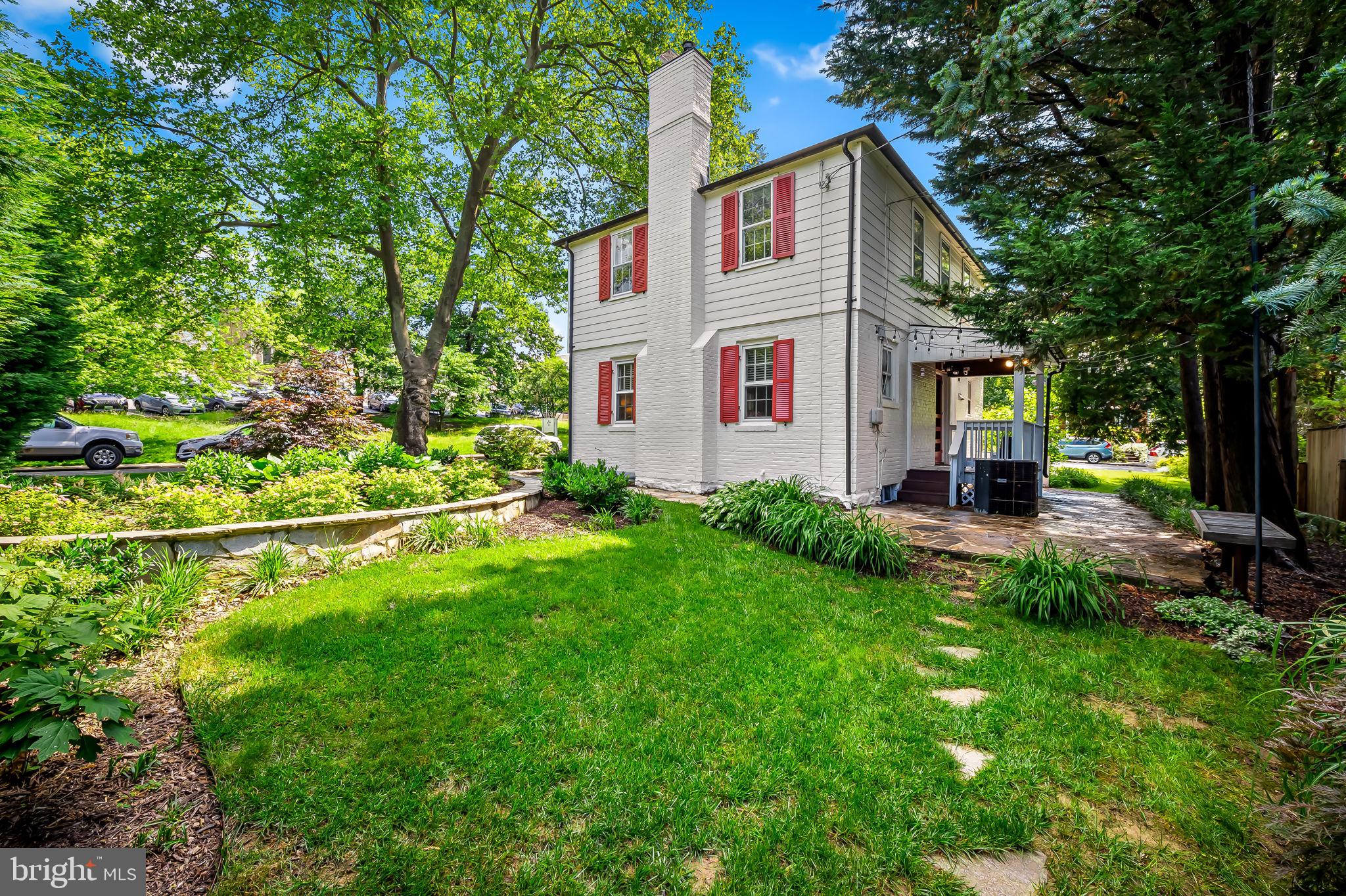 HOMELAND HISTORIC DISTRICT - Residential