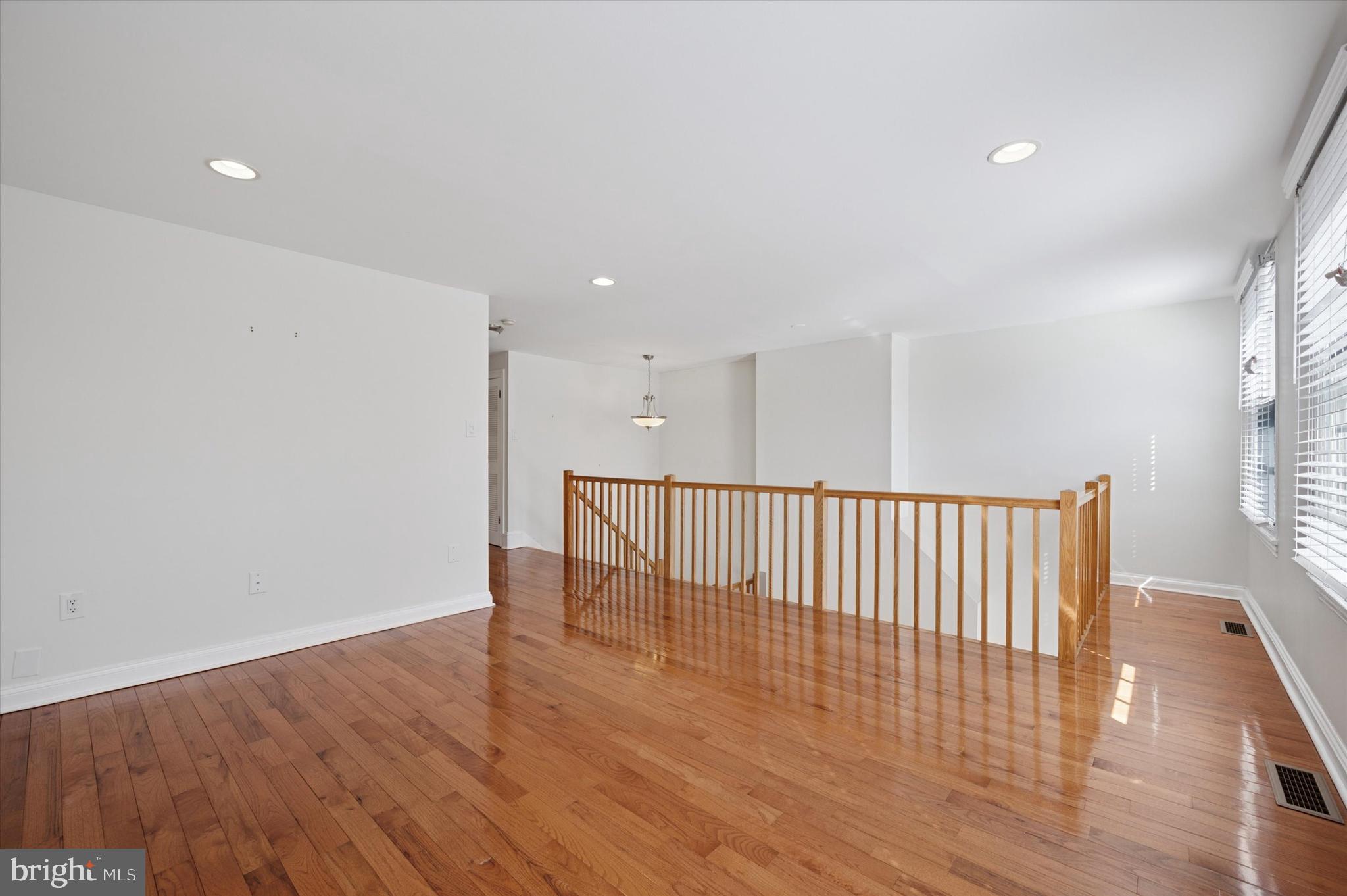 WASHINGTON SQ WEST - Residential Lease