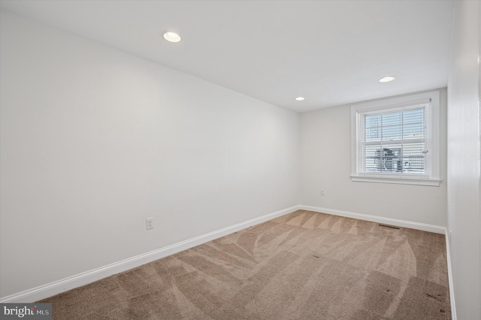 WASHINGTON SQ WEST - Residential Lease