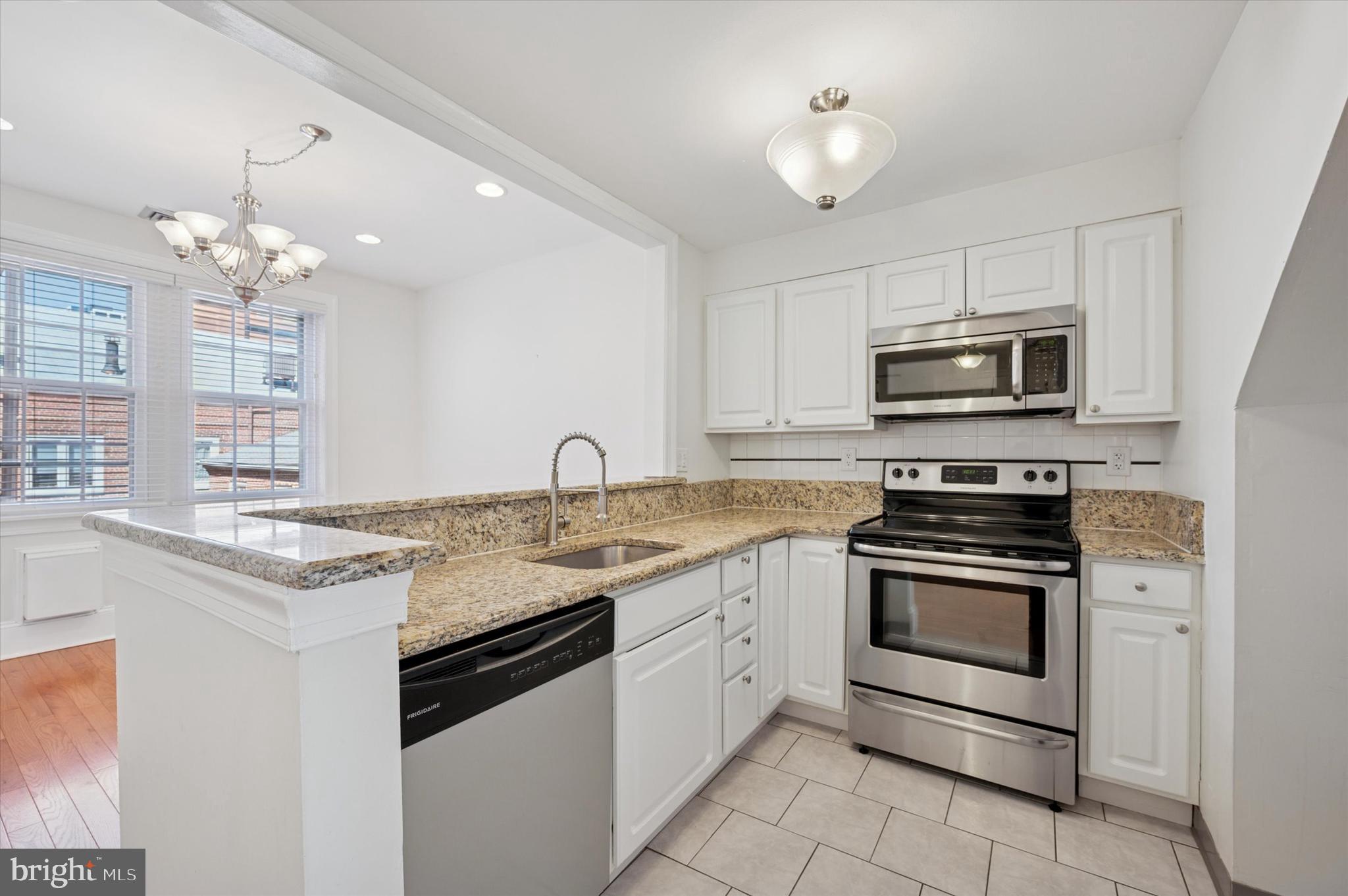 WASHINGTON SQ WEST - Residential Lease