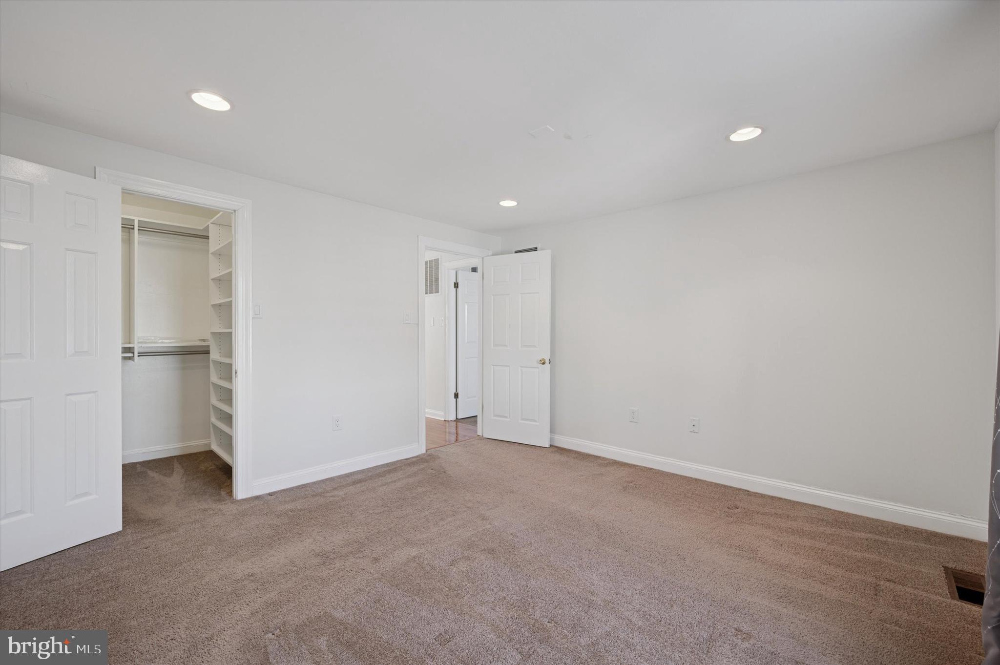 WASHINGTON SQ WEST - Residential Lease