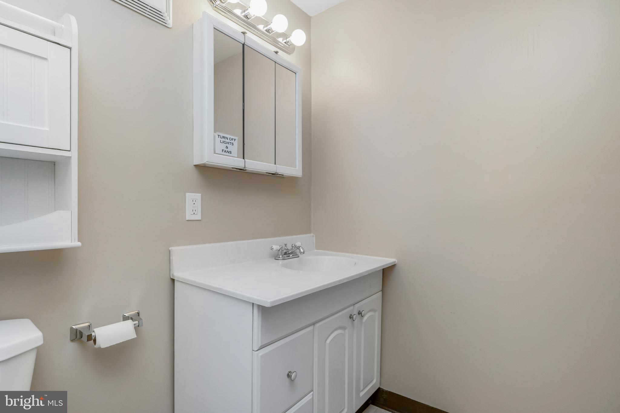 GLEN OAKS - Residential