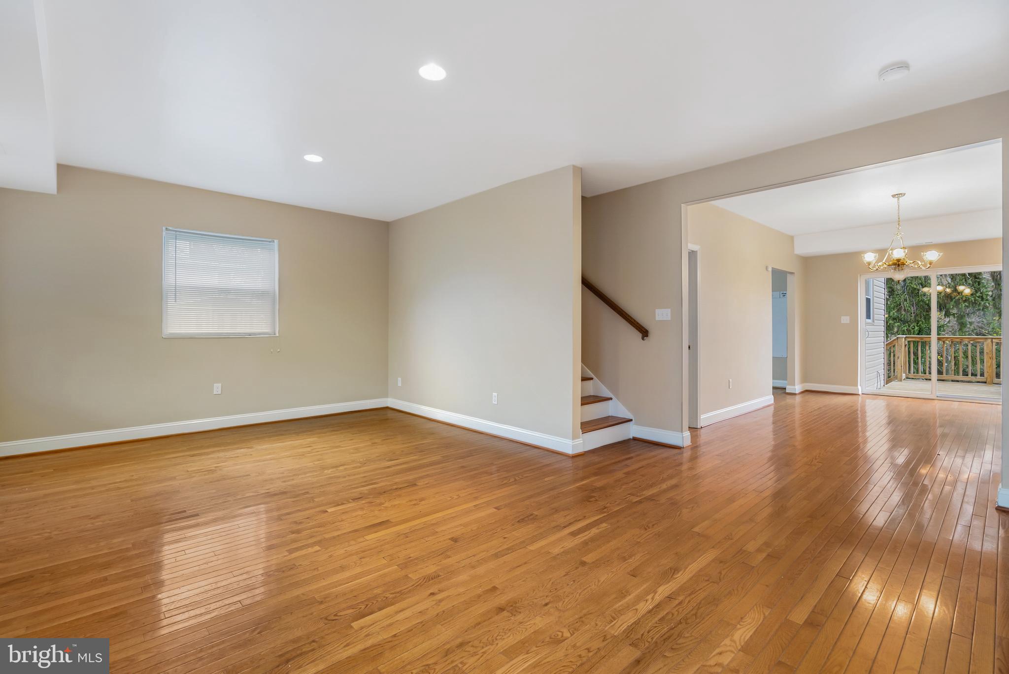 GLEN OAKS - Residential