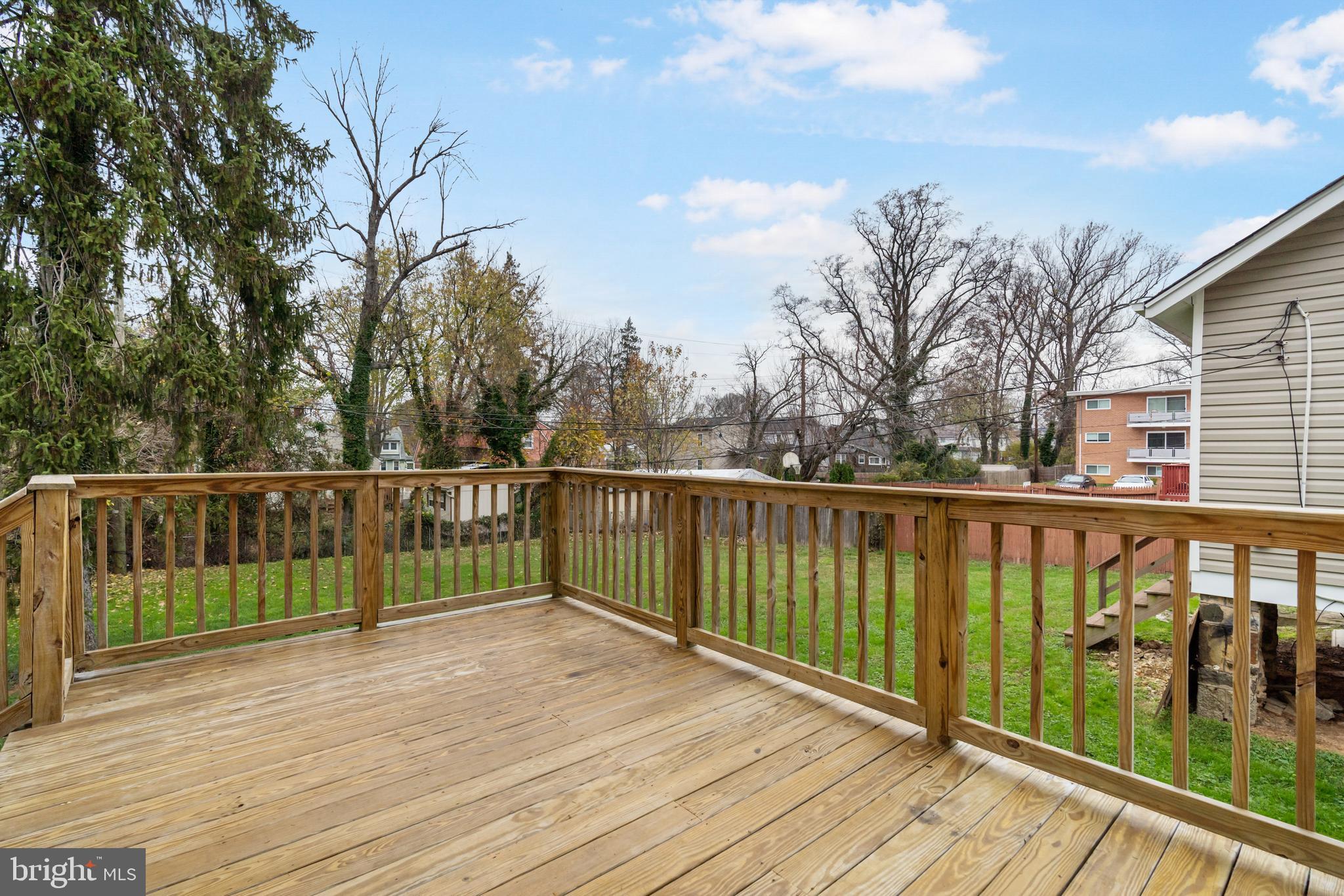 GLEN OAKS - Residential