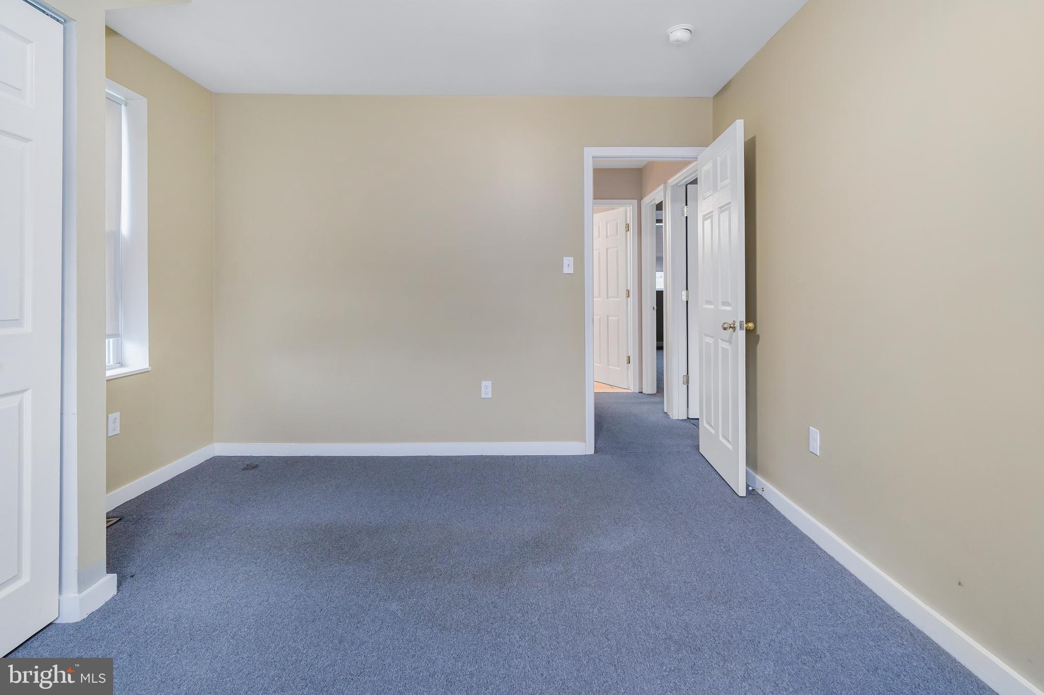 GLEN OAKS - Residential