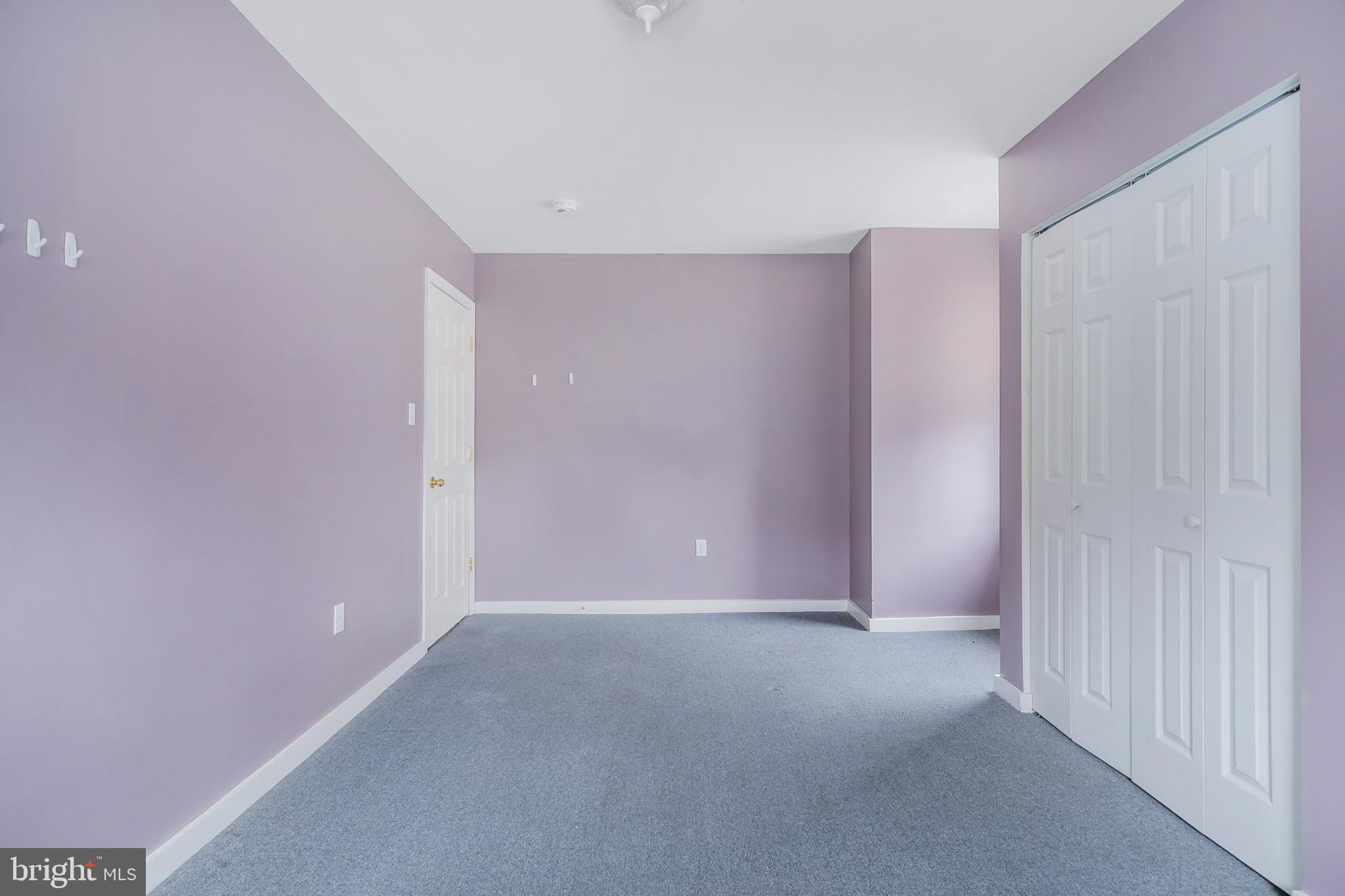 GLEN OAKS - Residential