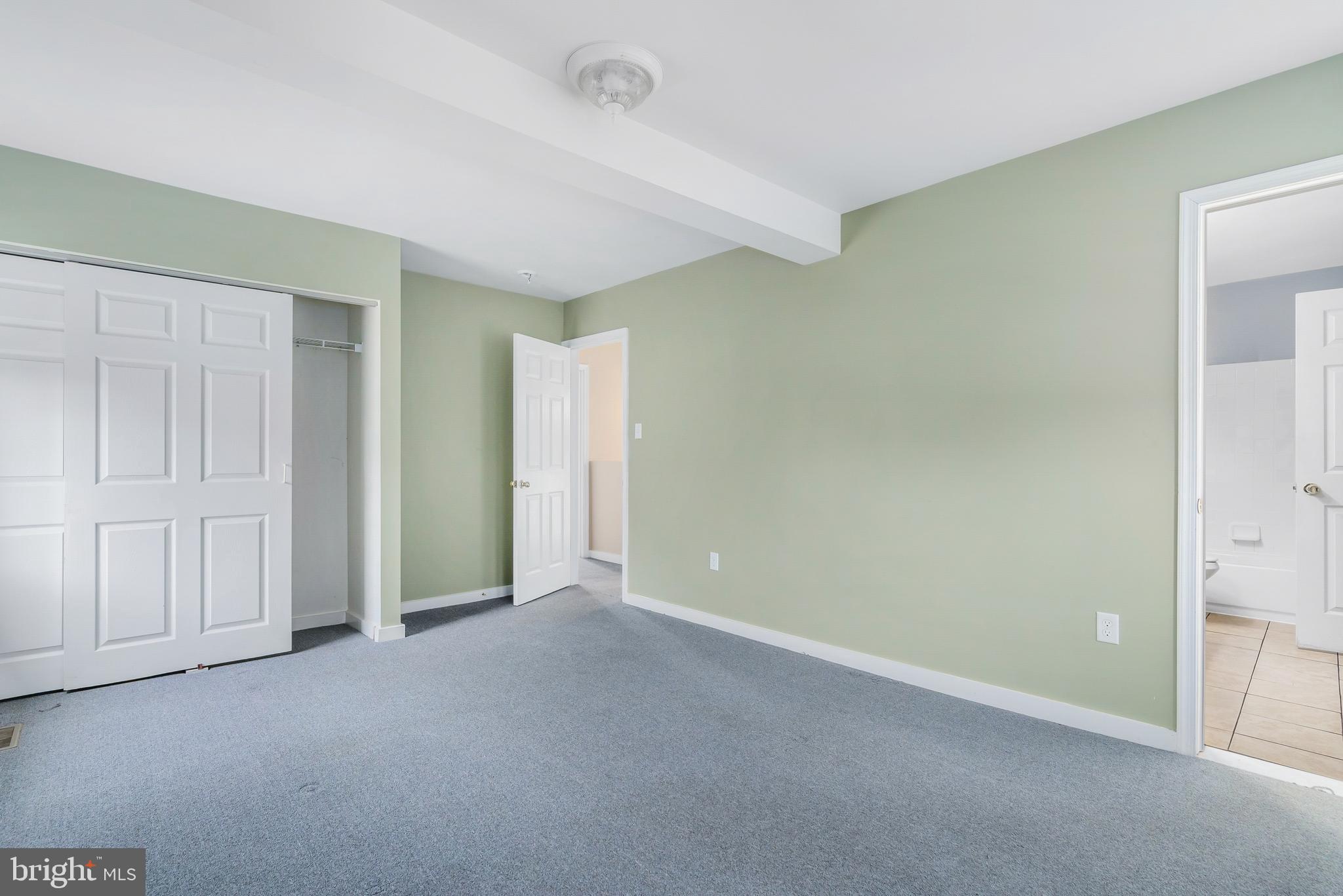 GLEN OAKS - Residential