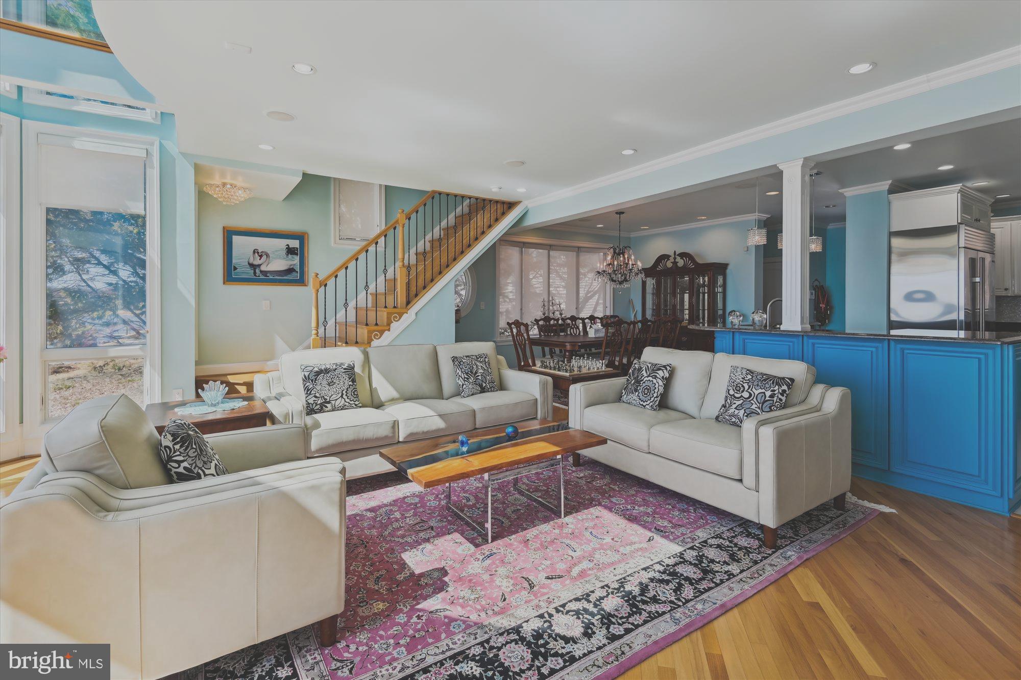 1533 SHORESIDE TRAIL