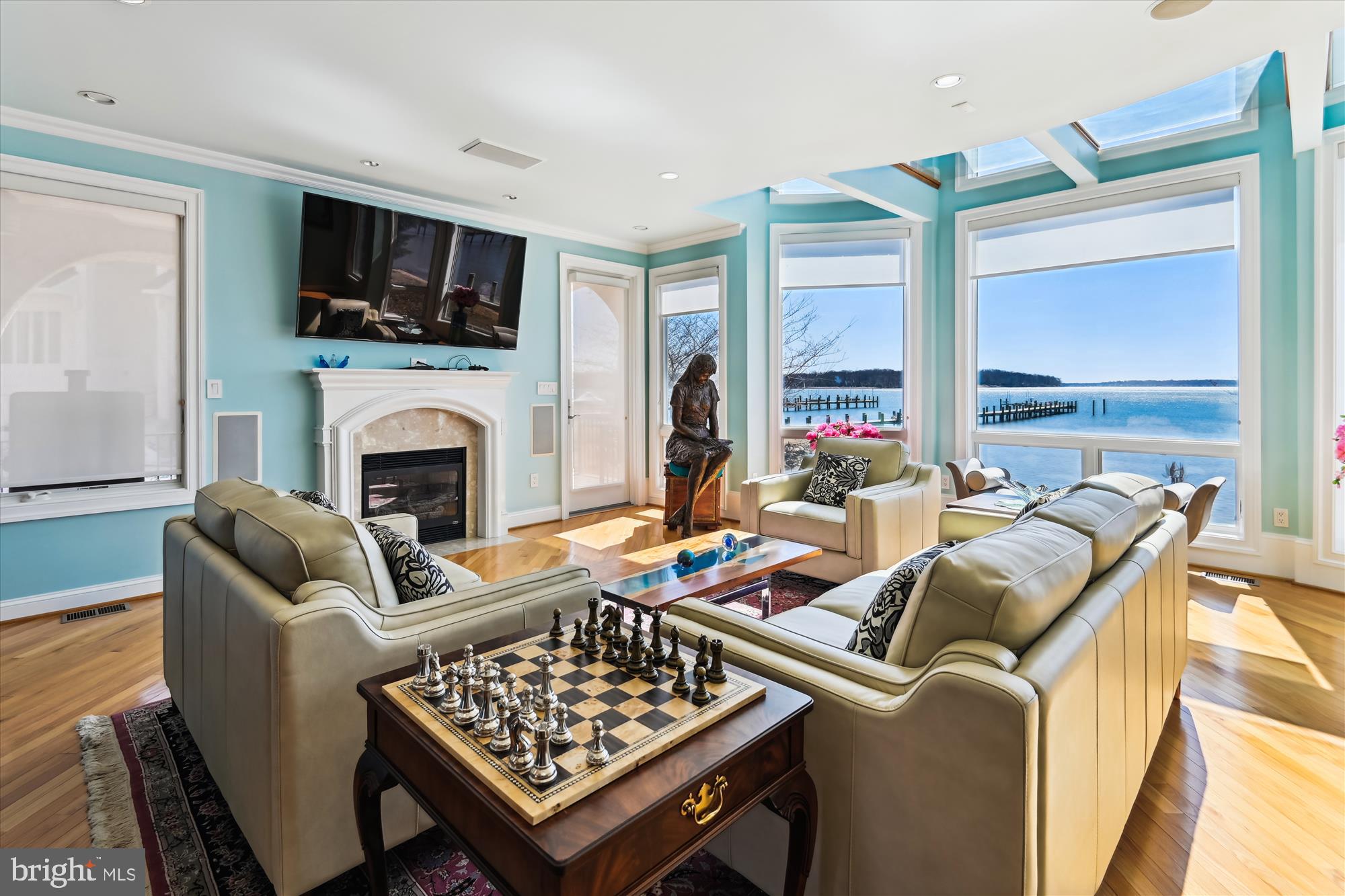 1533 SHORESIDE TRAIL