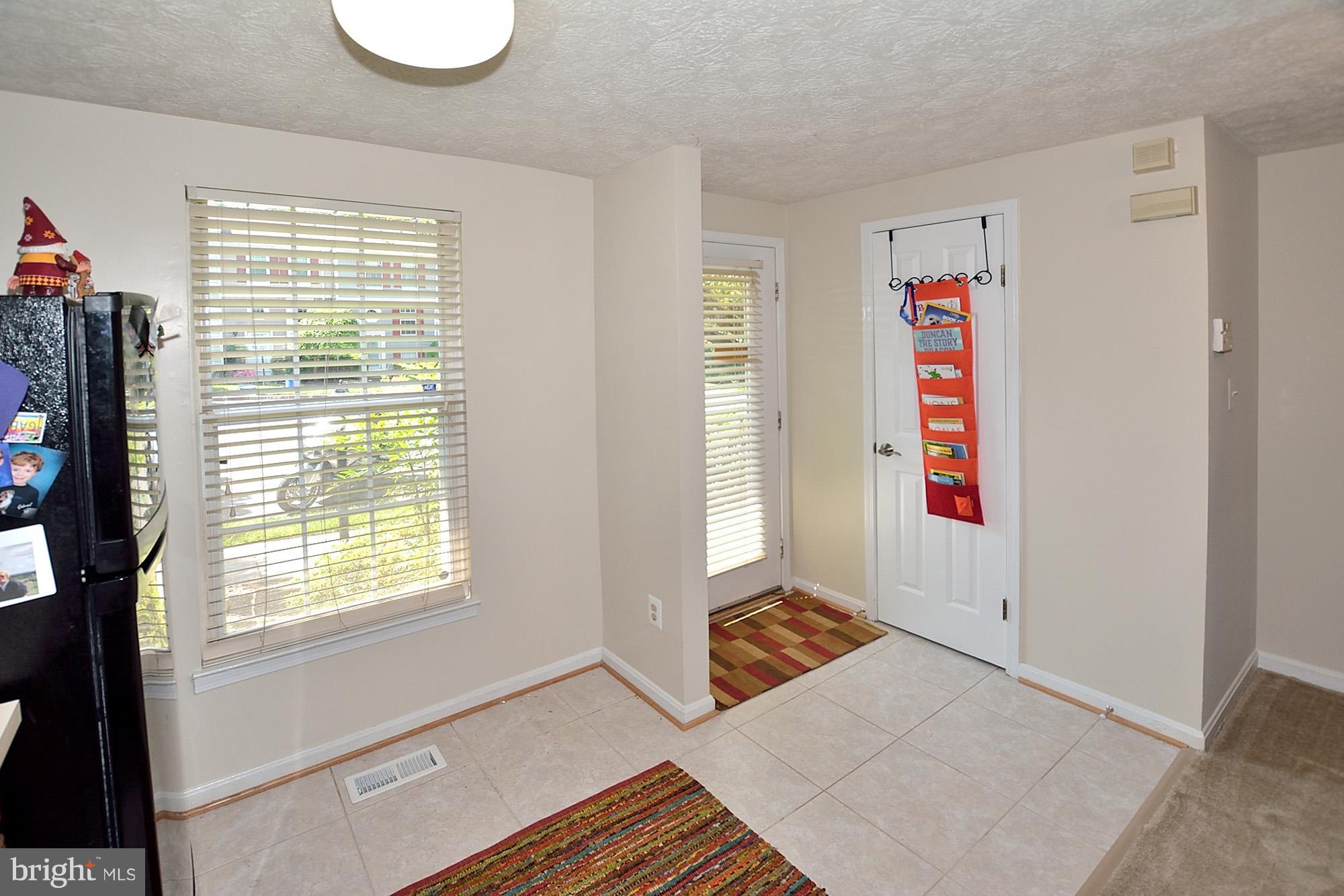 11912 FIELDTHORN COURT