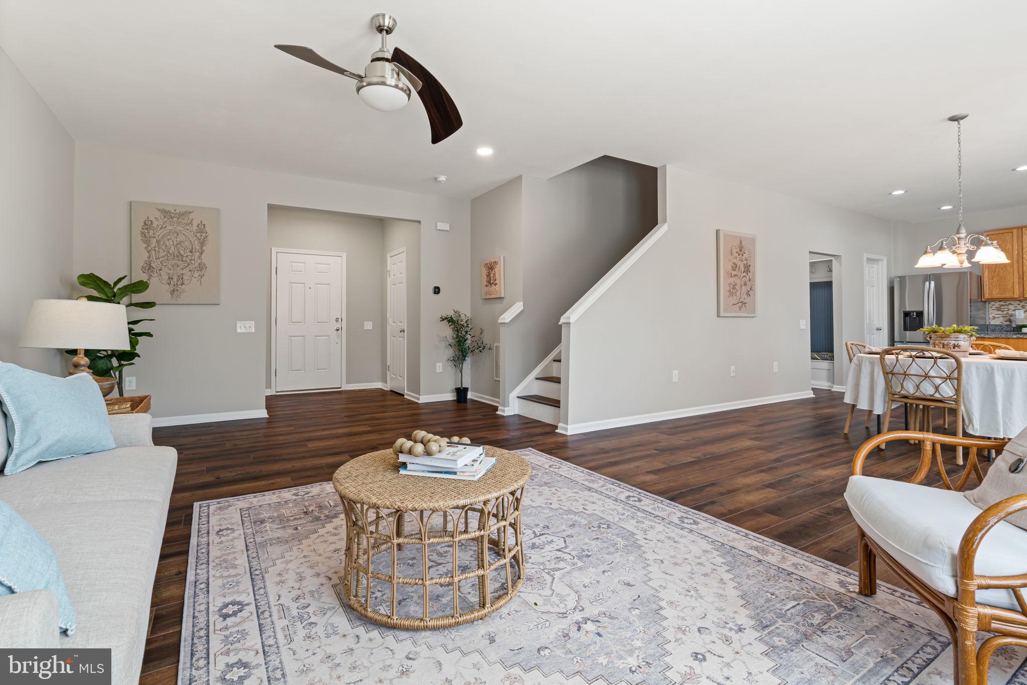 STAFFORD LAKES VILLAGE - Residential