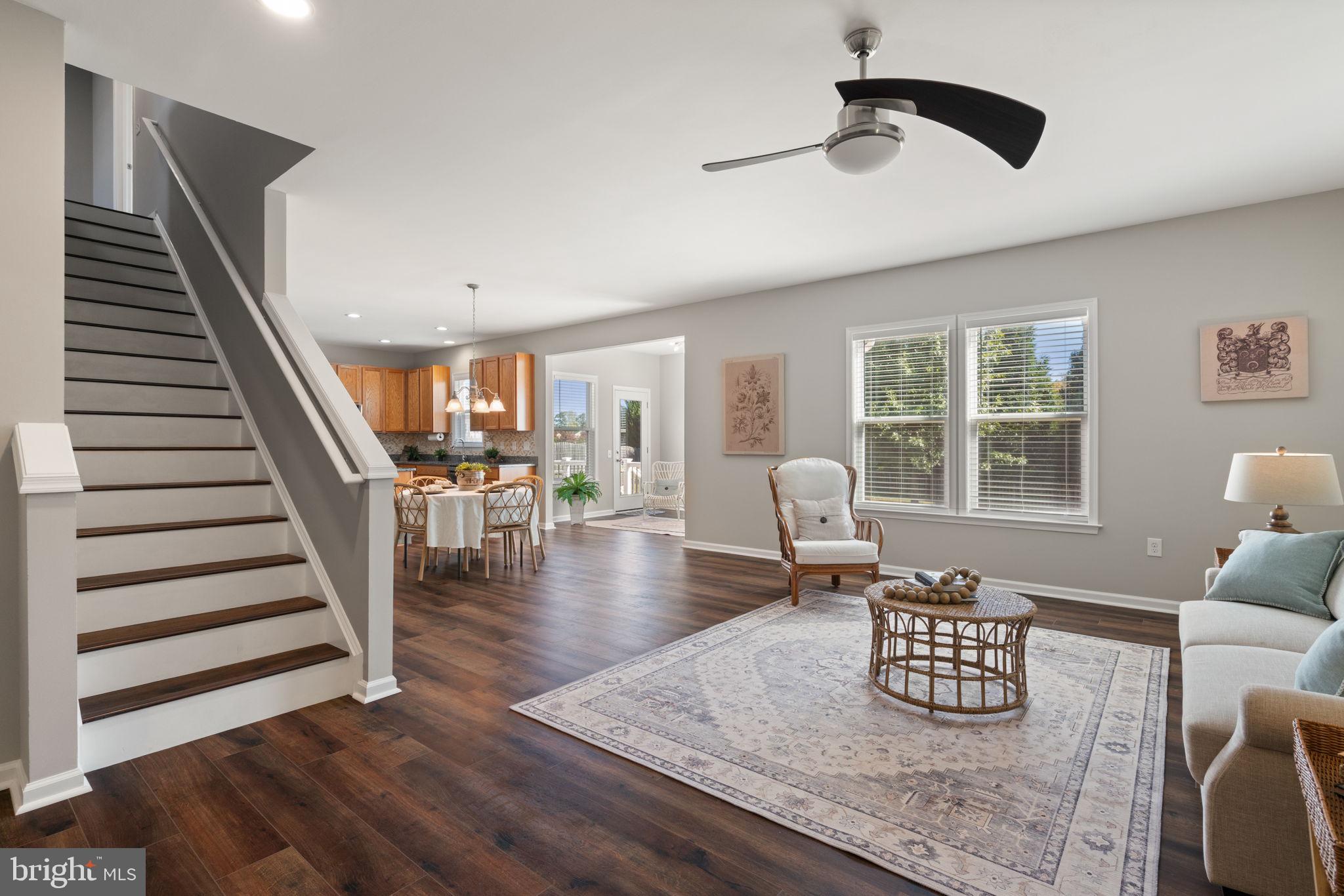 STAFFORD LAKES VILLAGE - Residential