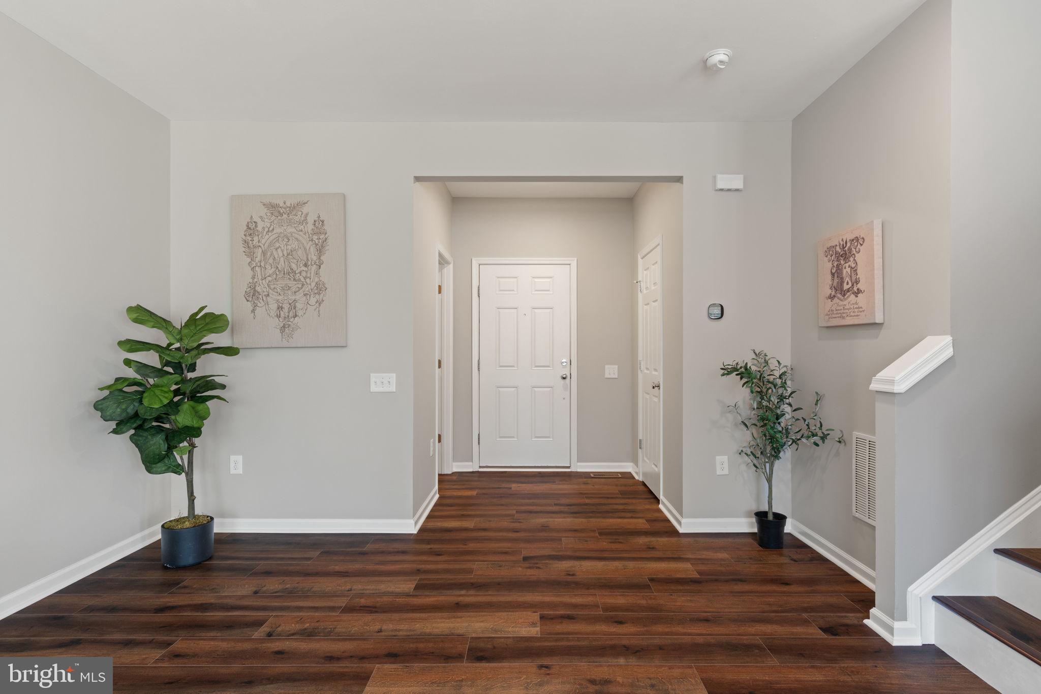 STAFFORD LAKES VILLAGE - Residential