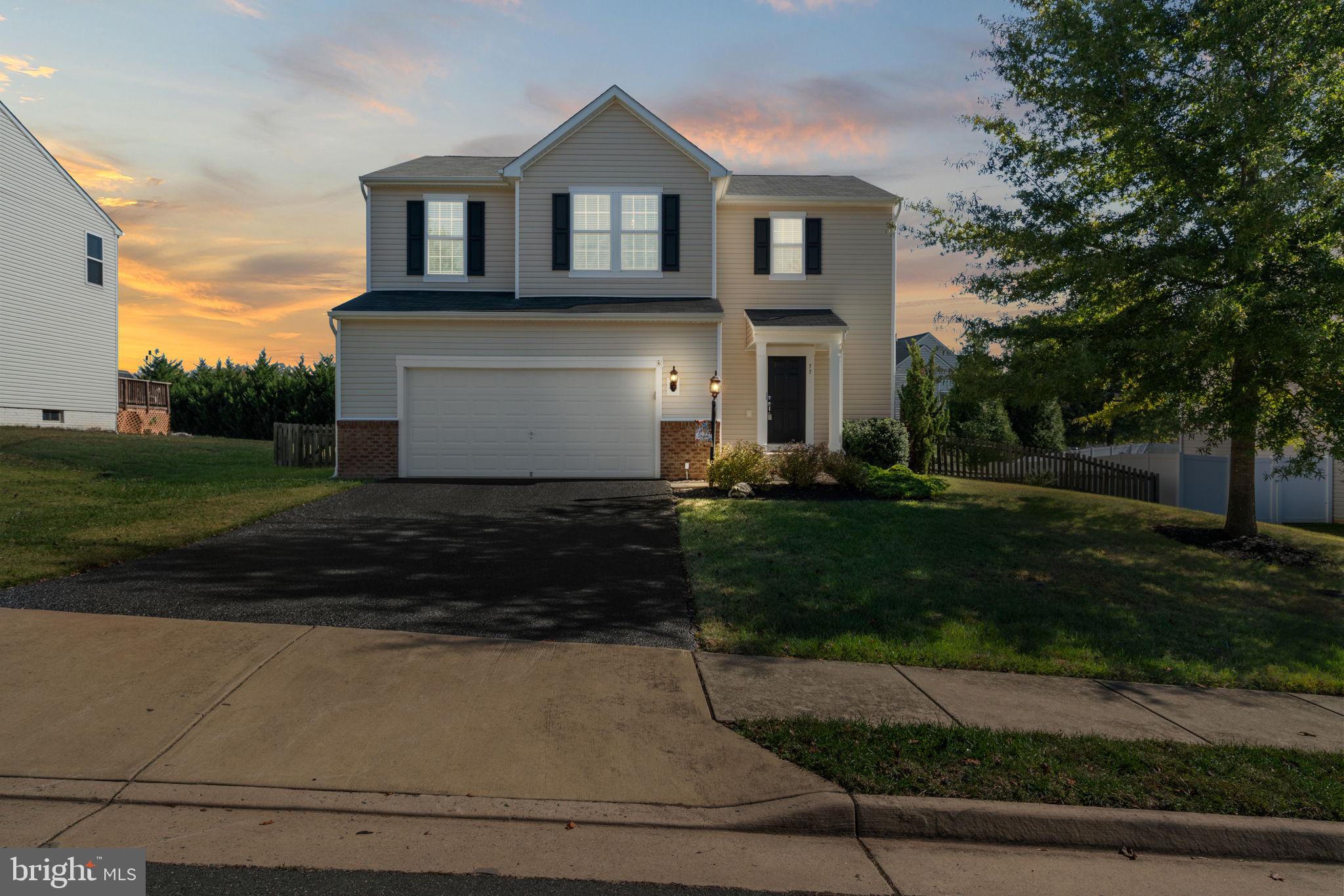 STAFFORD LAKES VILLAGE - Residential