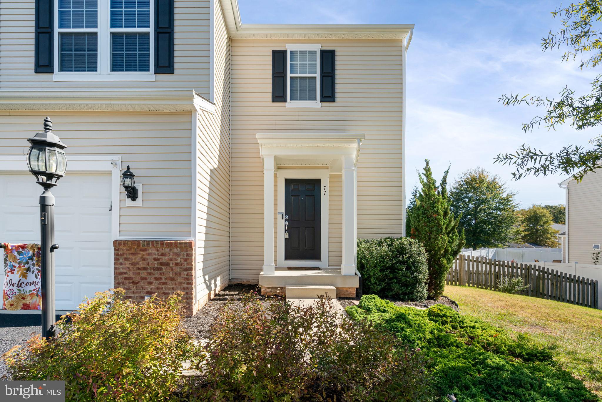 77 CHARTER GATE DRIVE