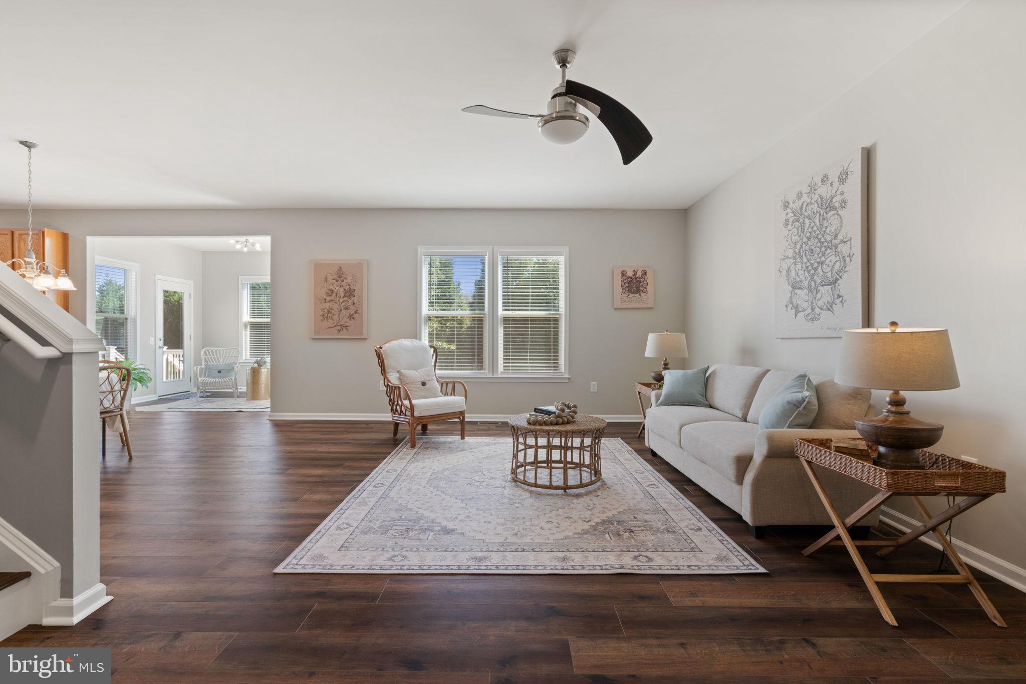 STAFFORD LAKES VILLAGE - Residential