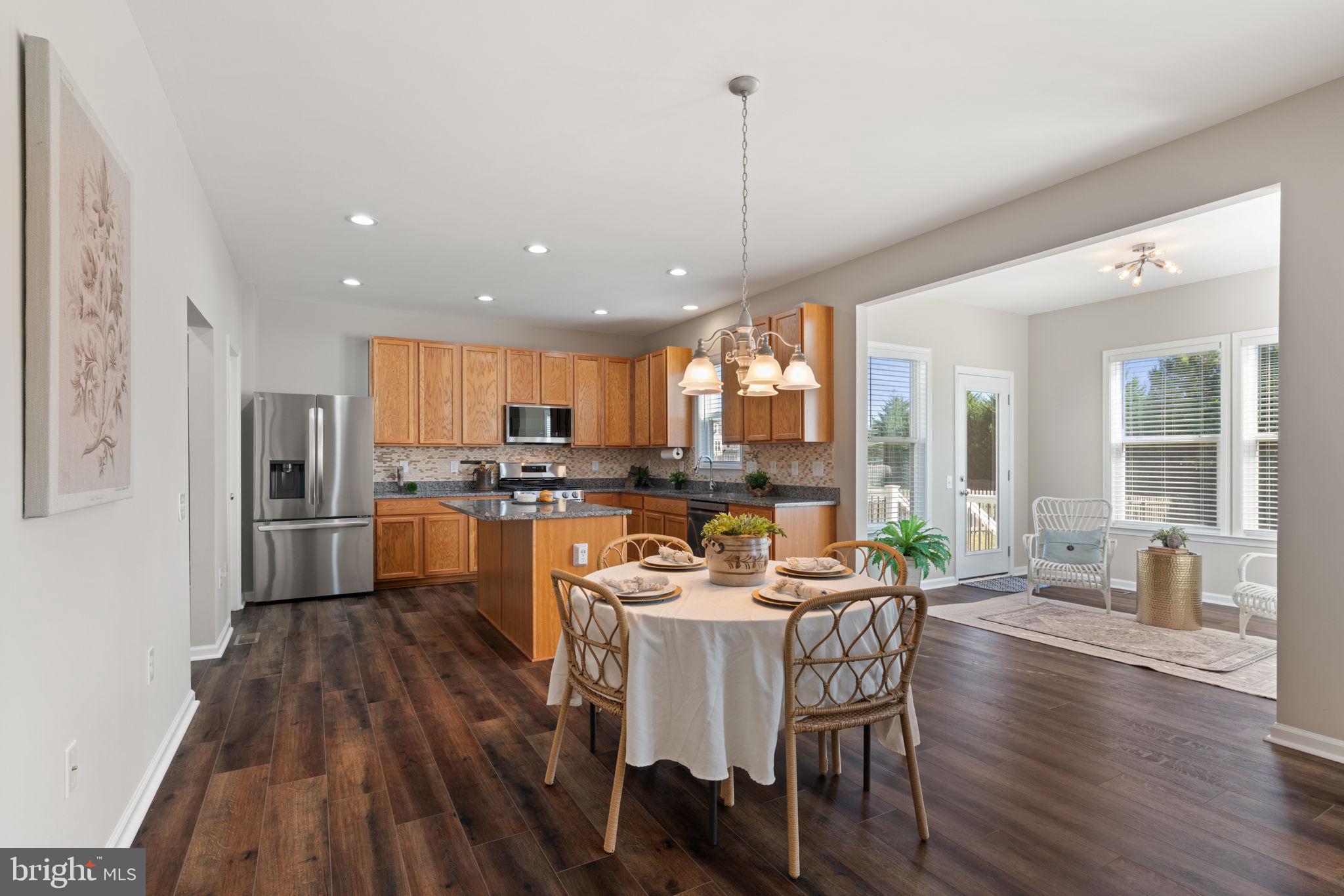 STAFFORD LAKES VILLAGE - Residential